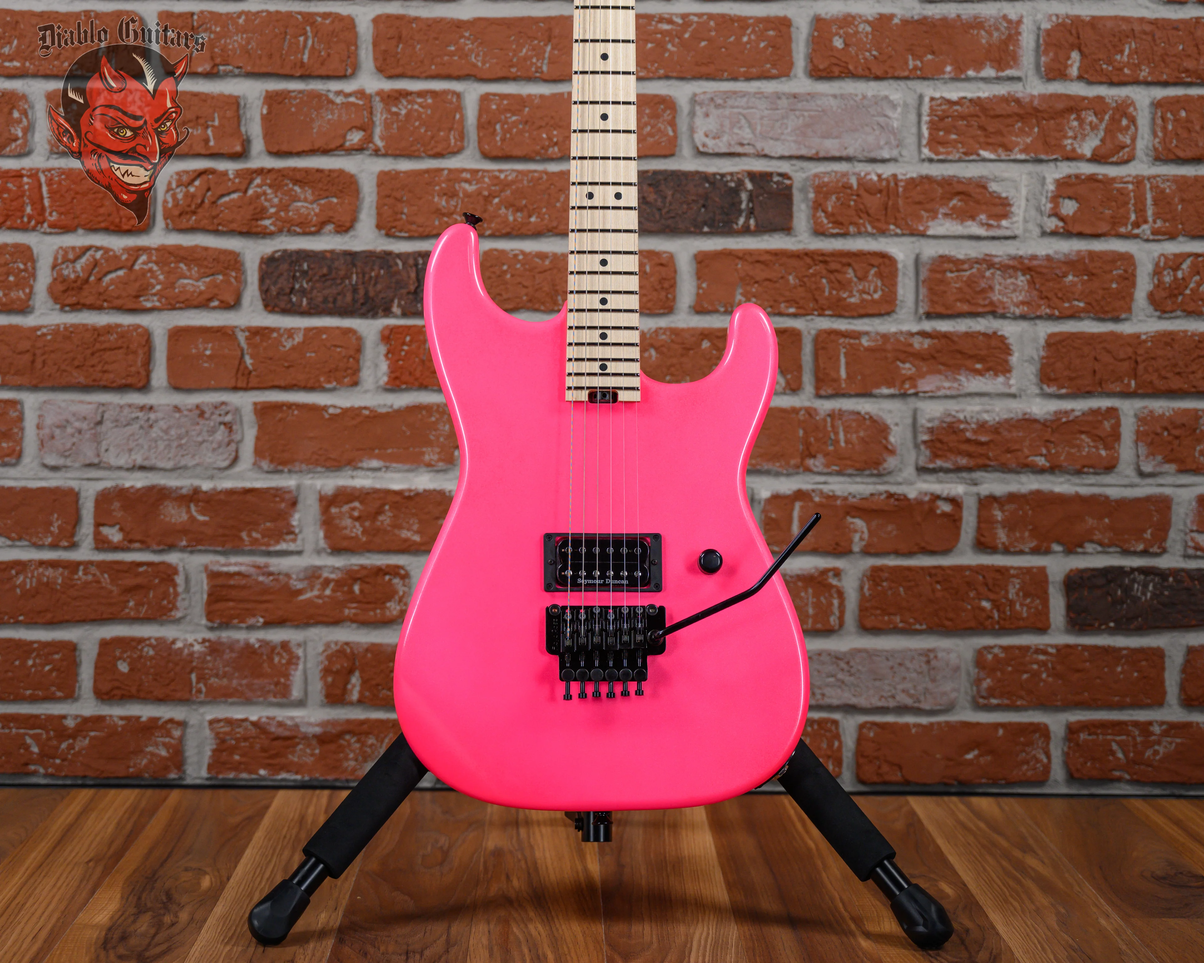 Charvel USA Custom Shop San Dimas Namm Edition #606 Master Built by ��Red�� Dave Nichols Neon Pearl Pink 2025 w/OHSC (B-stock)