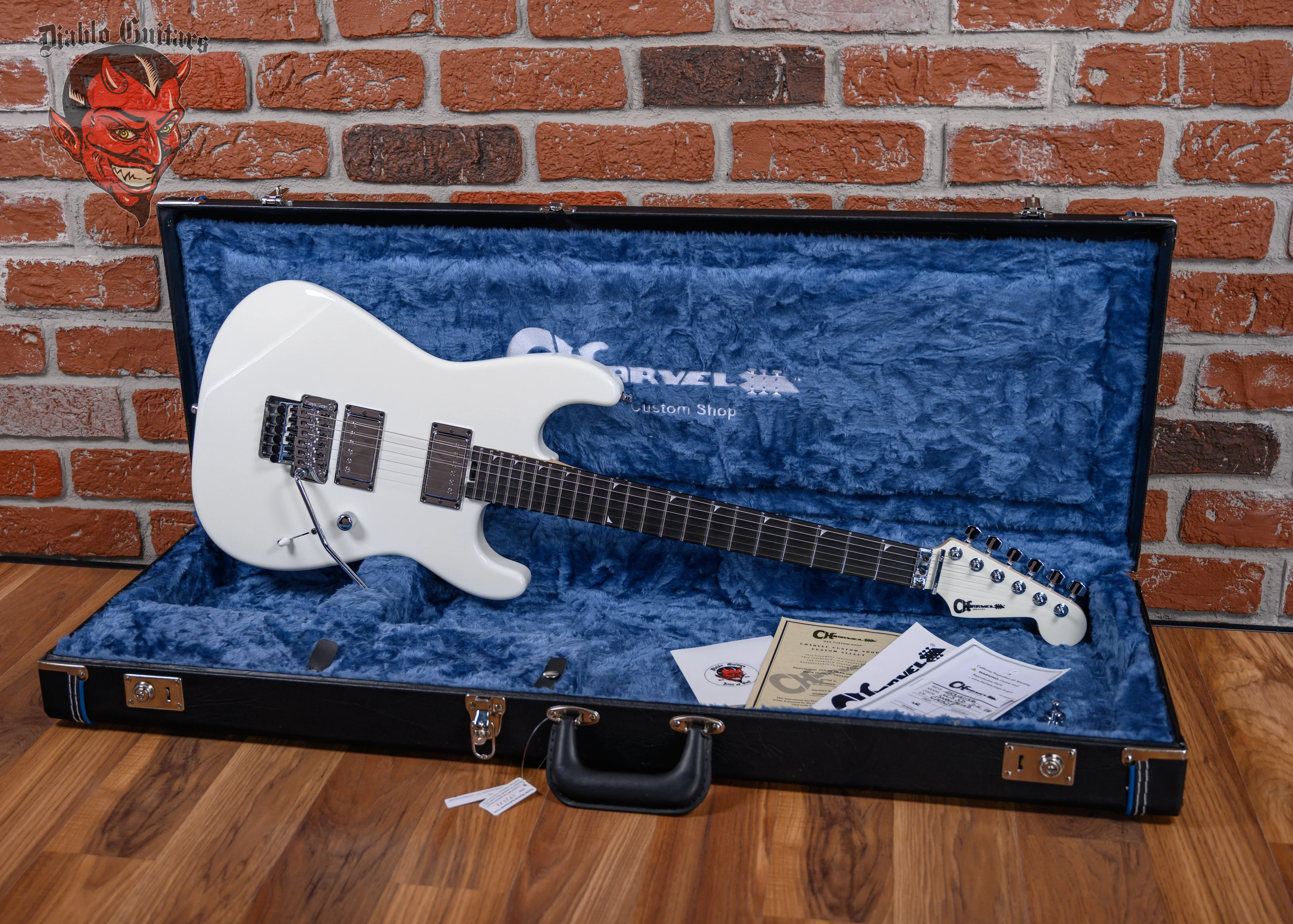 Charvel USA Custom Shop Select Limited Edition San Dimas Snowblind Snow White 2023 w/OHSC