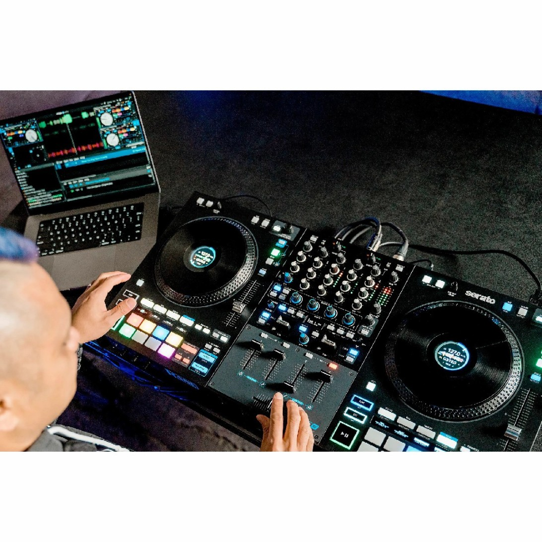 RFOR Advanced Four-Channel Stems DJ Controller Black