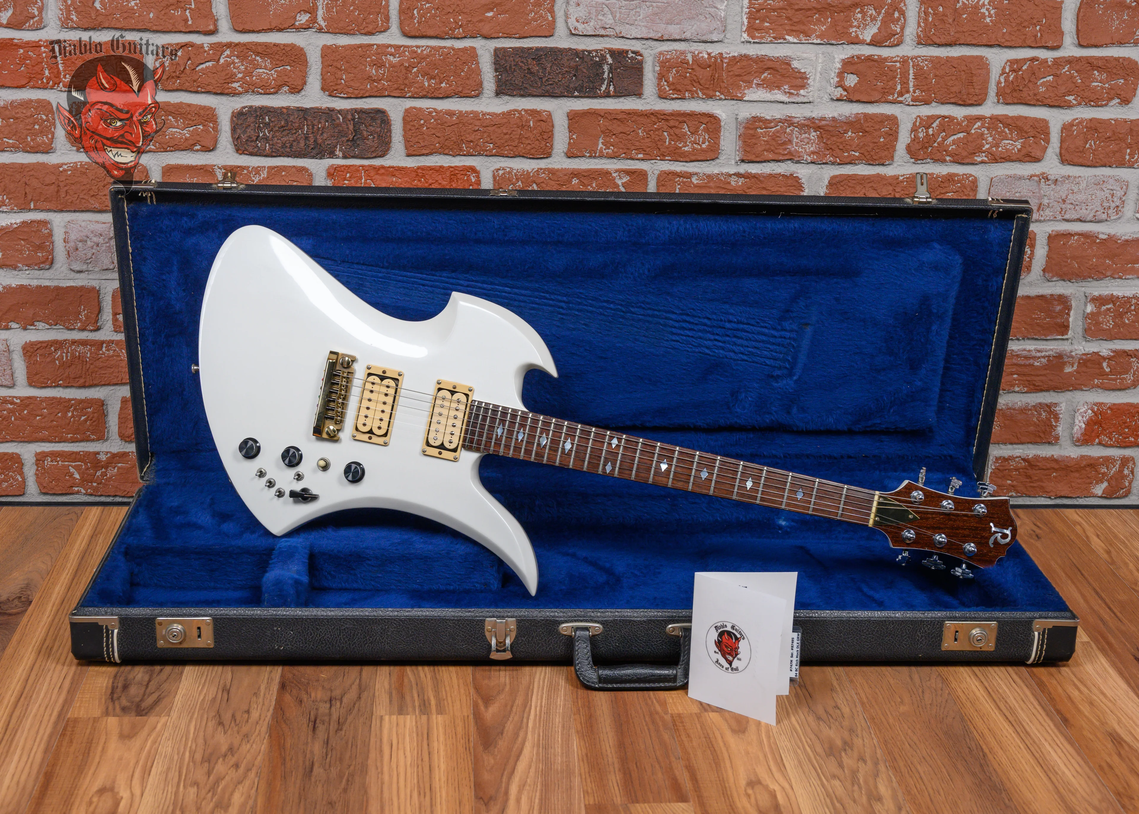 B.C. Rich Mockingbird Deluxe Glitter Rock White 1984 w/OHSC (Refin)