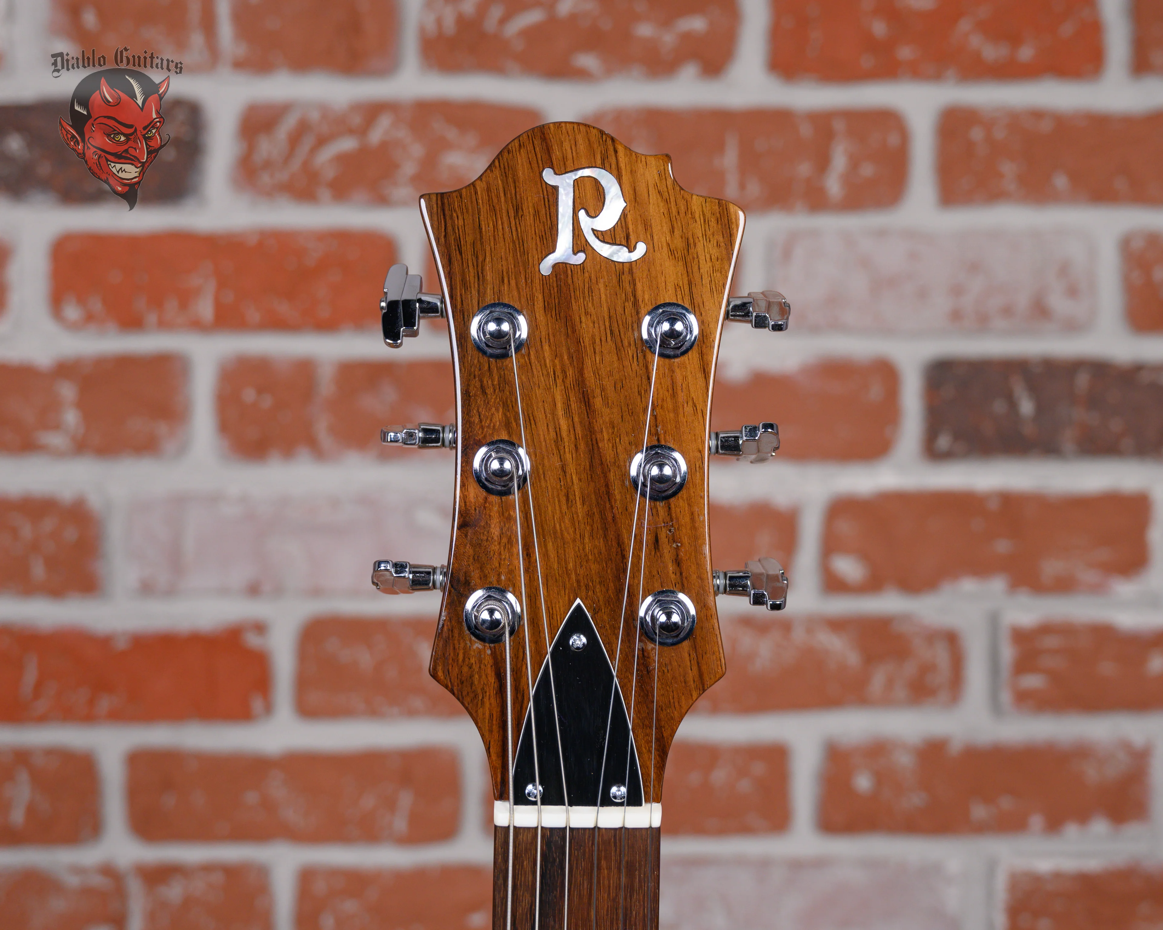 B.C. Rich USA Rich Bich Standard Glitter Rock White Built by Neal Moser in 2023 w/OHSC