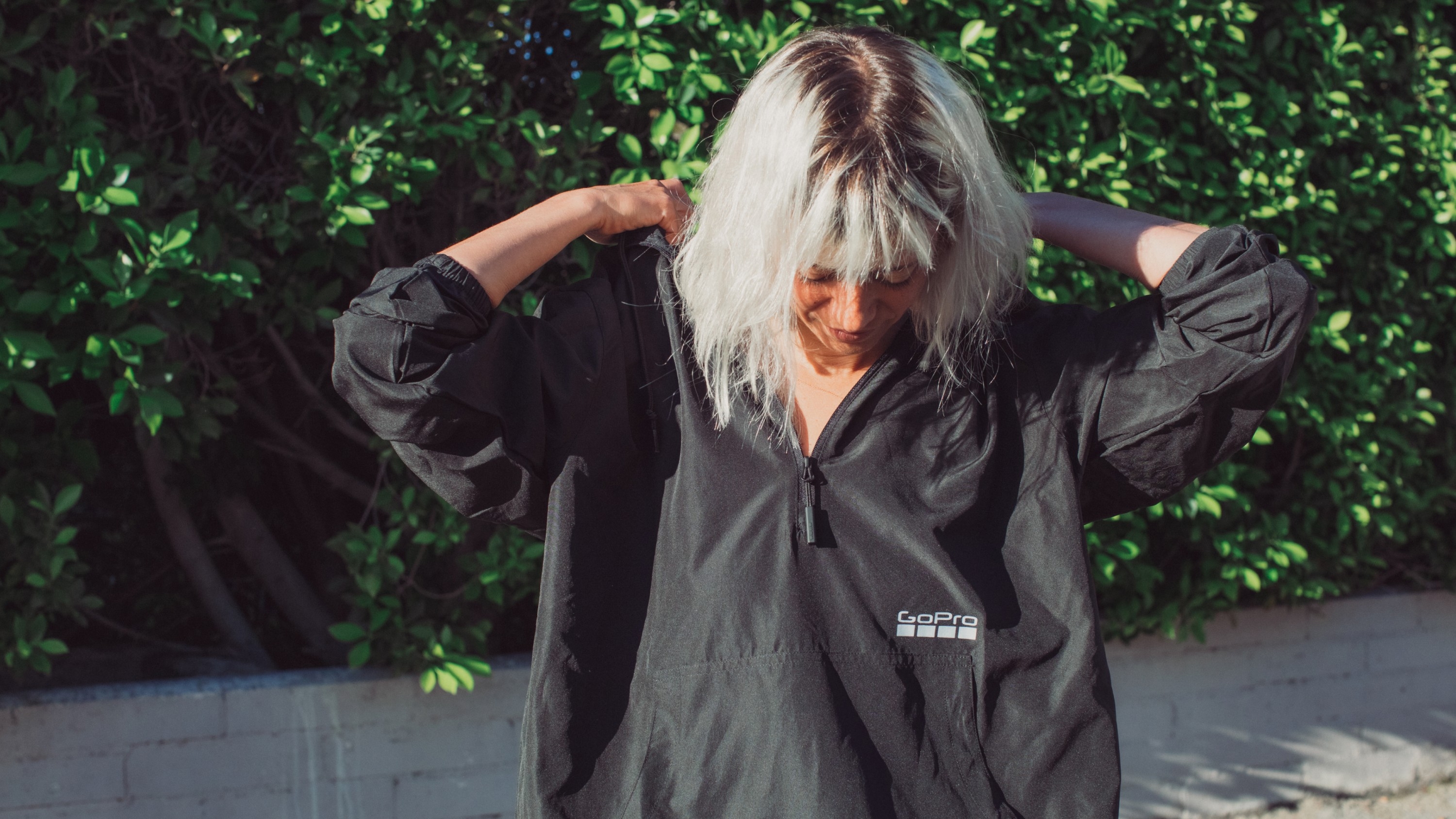 Sparrow Lightweight Water Resistant Windbreaker