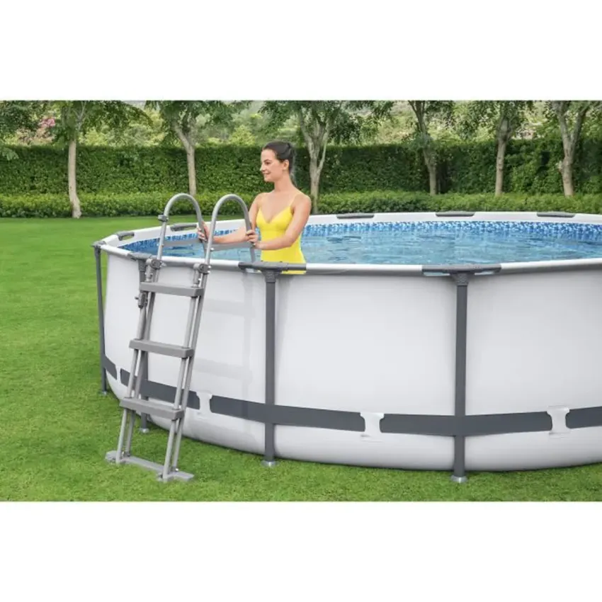 Kit Piscine hors sol tubulaire BESTWAY Steel Pro Max - 366 x 122 cm - Ronde (Livr&eacute;e avec un filtre &agrave; cartouche, &eacute;chelle, b&acirc;che)
