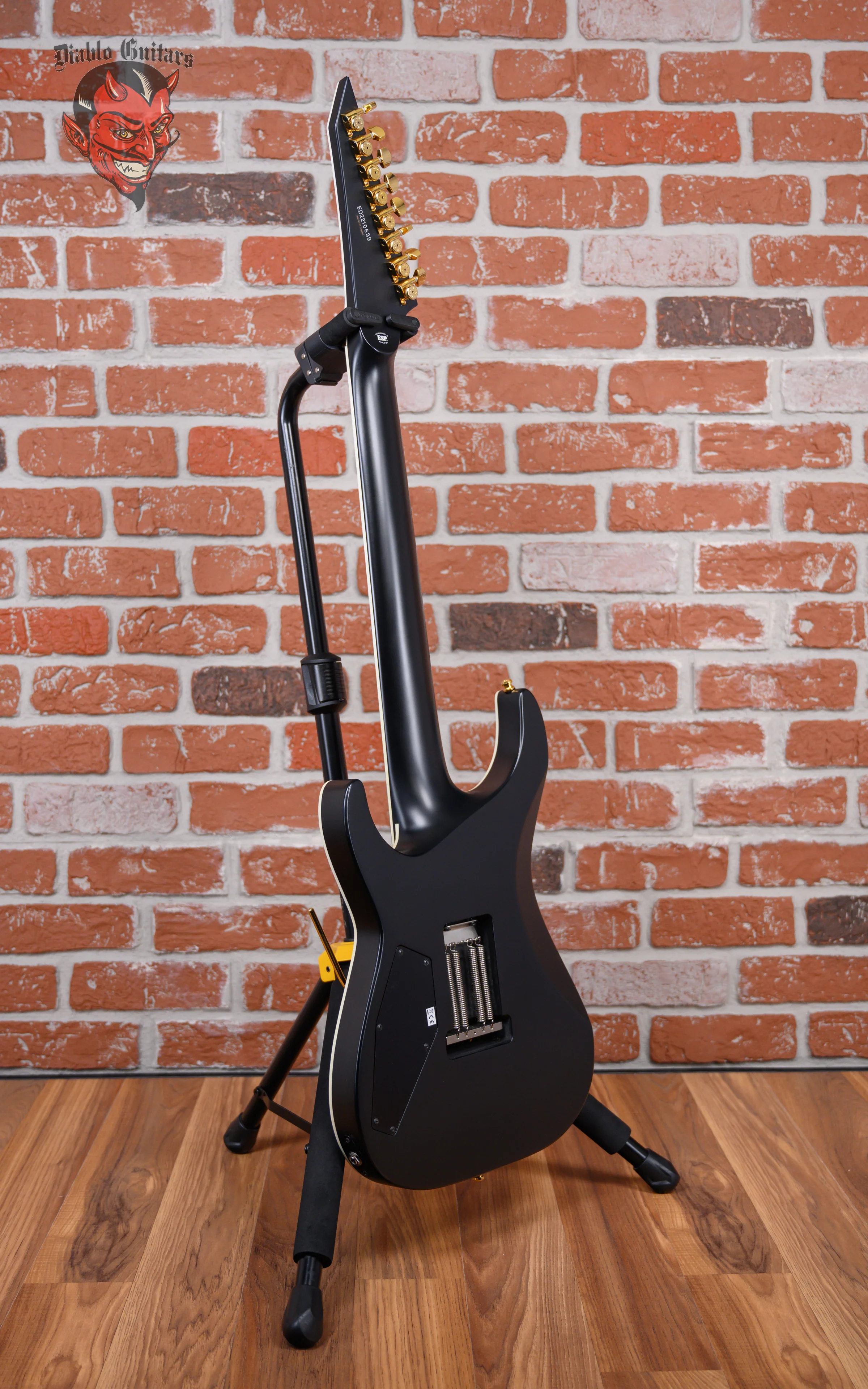 Edwards E-Horizon 8 FR Satin Black 2022 w/OHSC