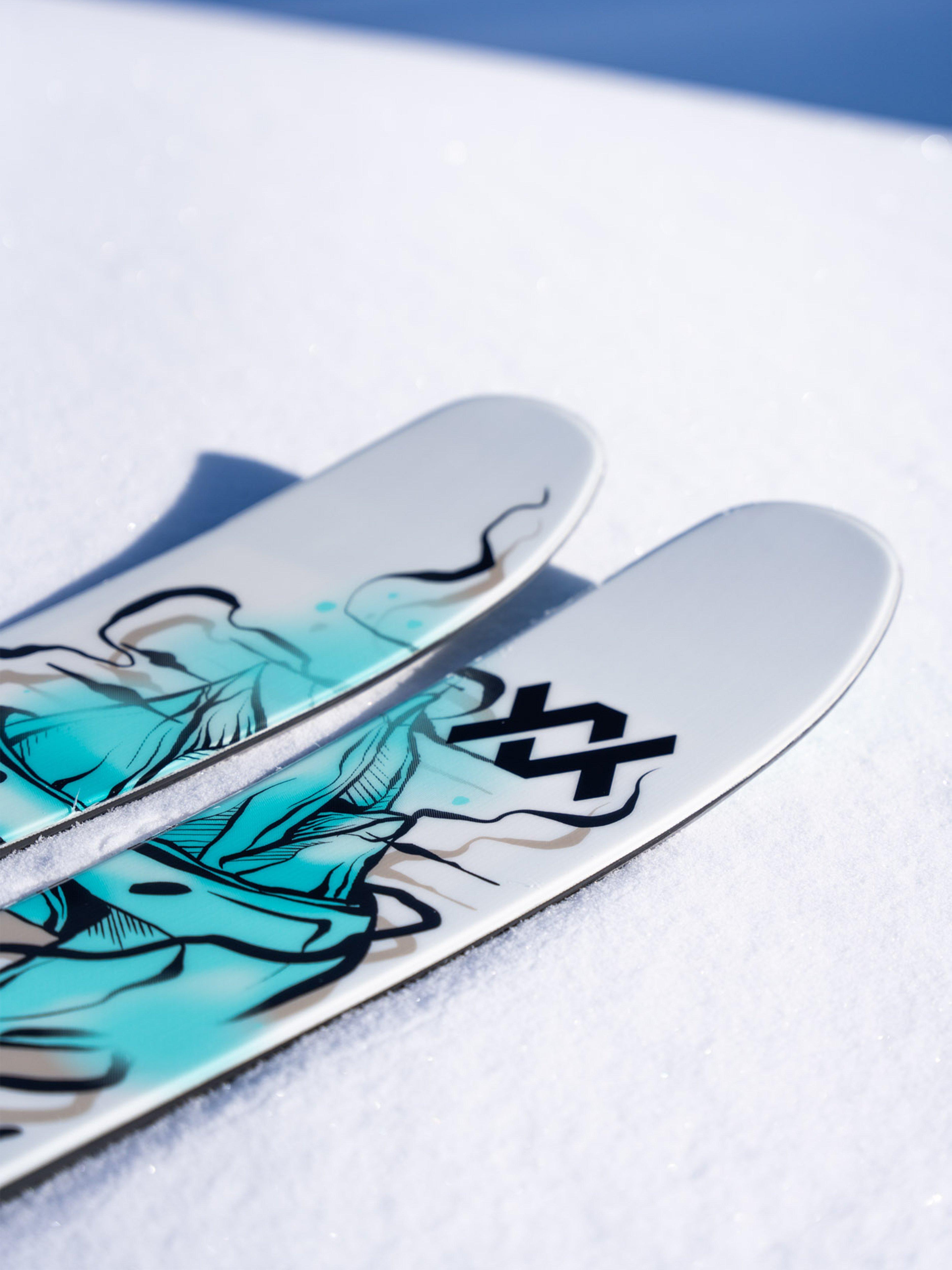 Vlkl Revolt 114 Skis 2025