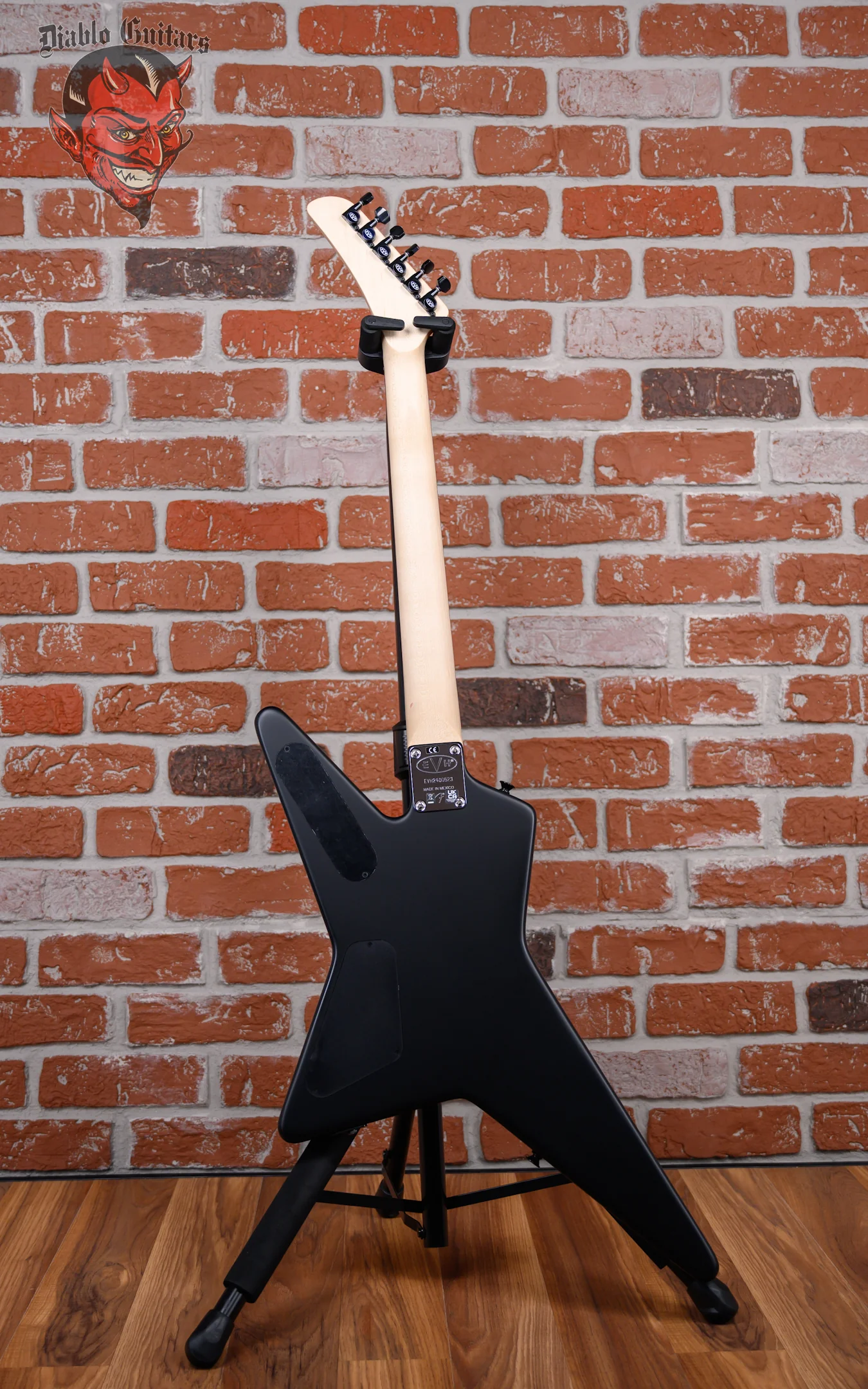 EVH Limited Edition Star T.O.M Stealth Black 2024 w/Gigbag