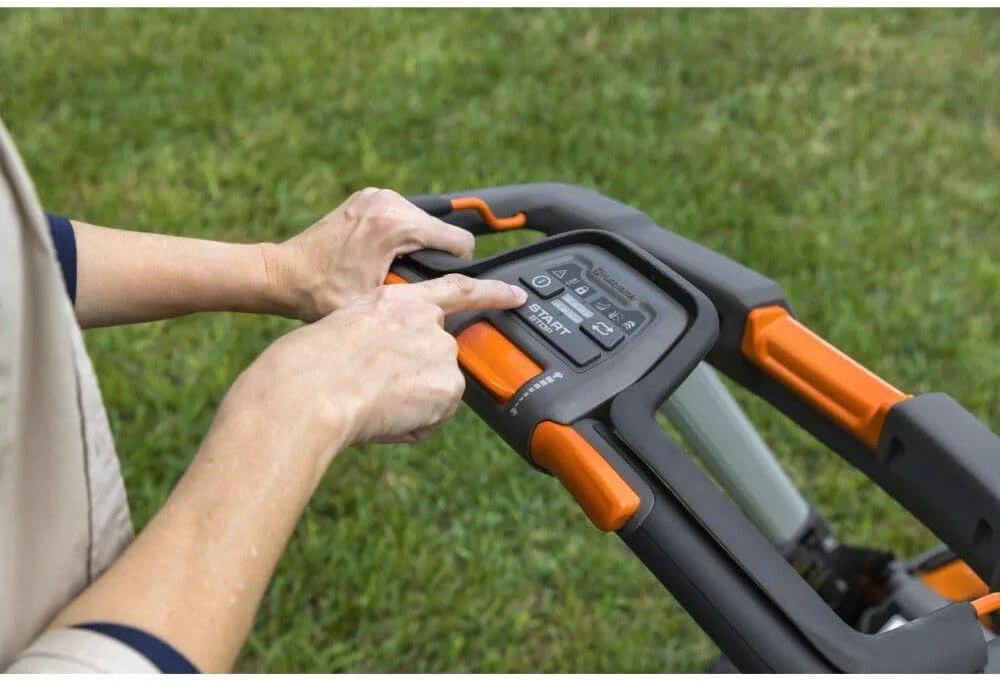 Husqvarna Lawn Xpert LE322R 40-Volt 21-in Self-propelled Cordless Lawn Mower (Battery & Charger Not Included)