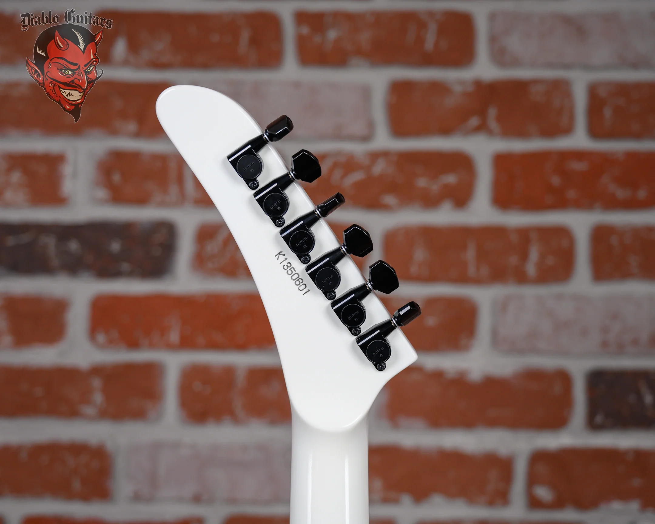 ESP MX-2 Custom Kiso Snow White 2014 w/Hardshell Case