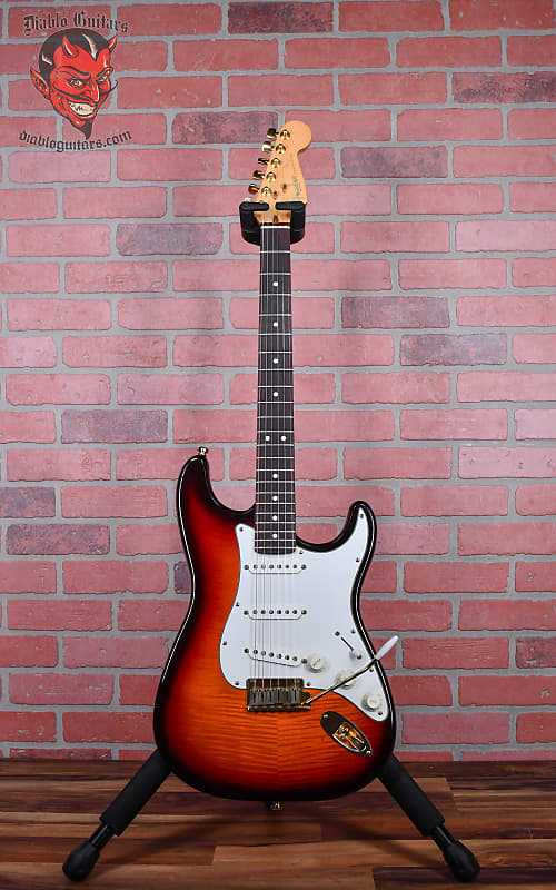 Fender 50th Anniversary Limited Edition American Standard Strat Flame Maple Top & Back Antique Burst #2377 1996 w/OHSC