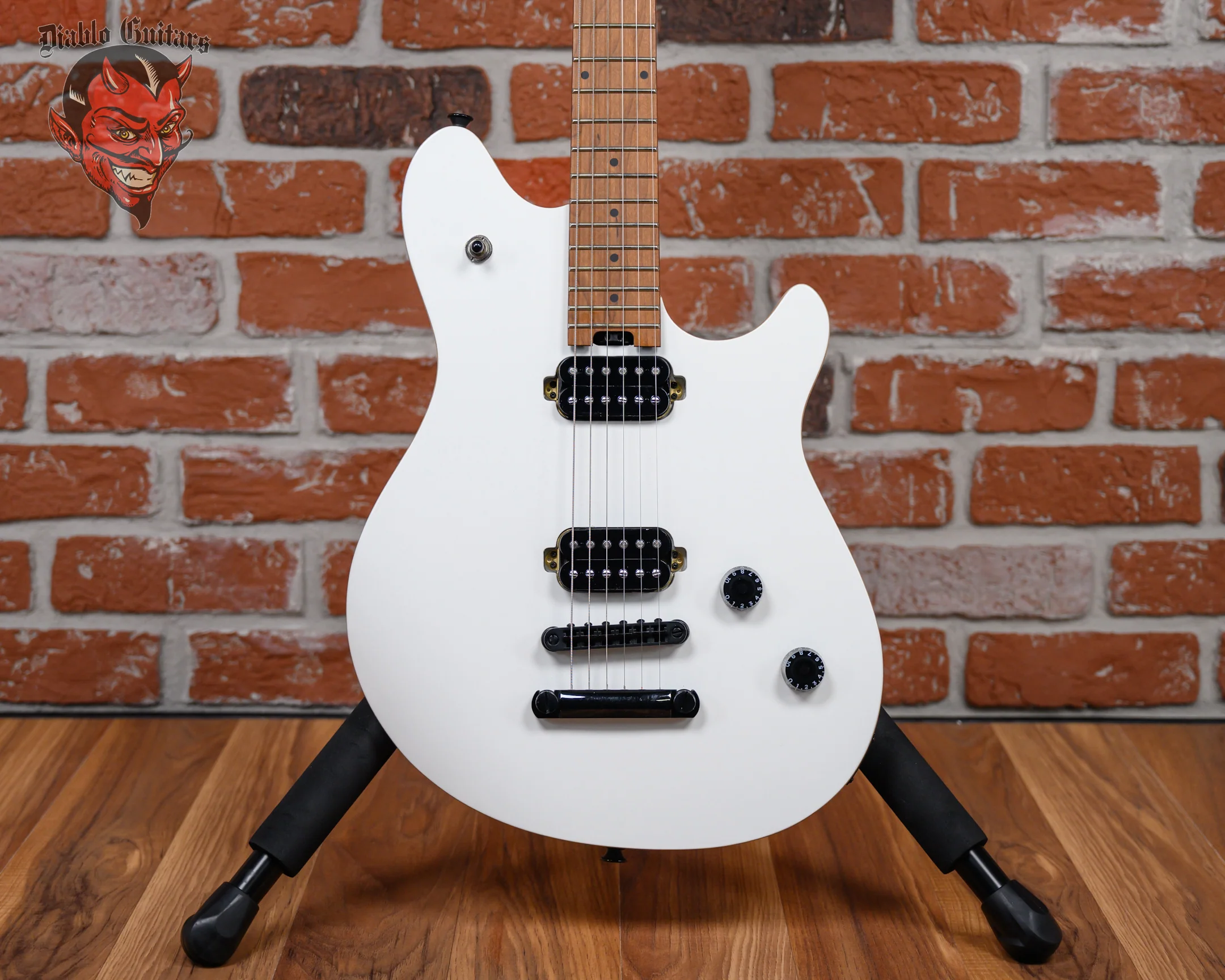 EVH Wolfgang Standard T.O.M Cream White 2025 w/Gigbag
