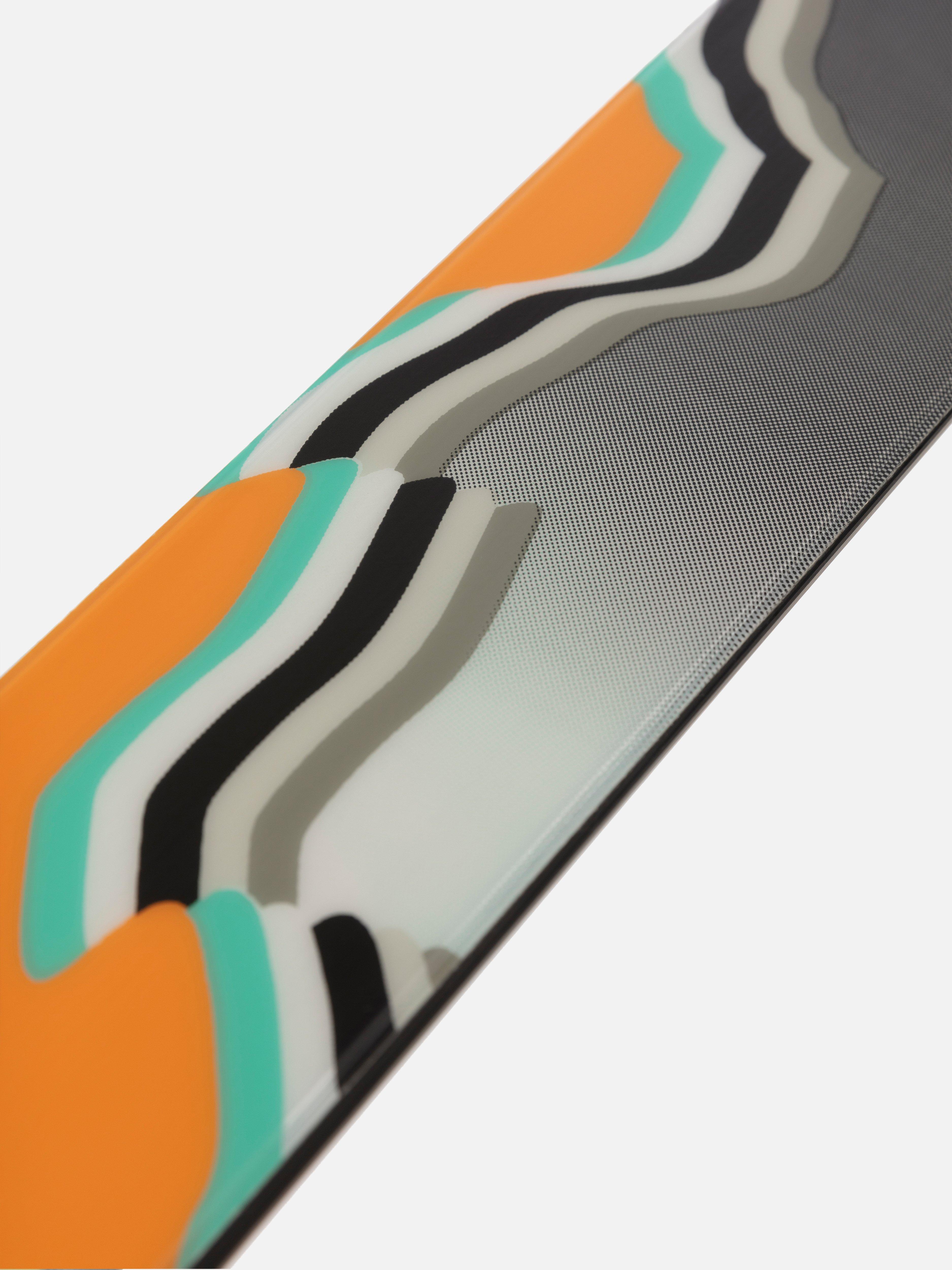 Vlkl Revolt 84 Skis 2025