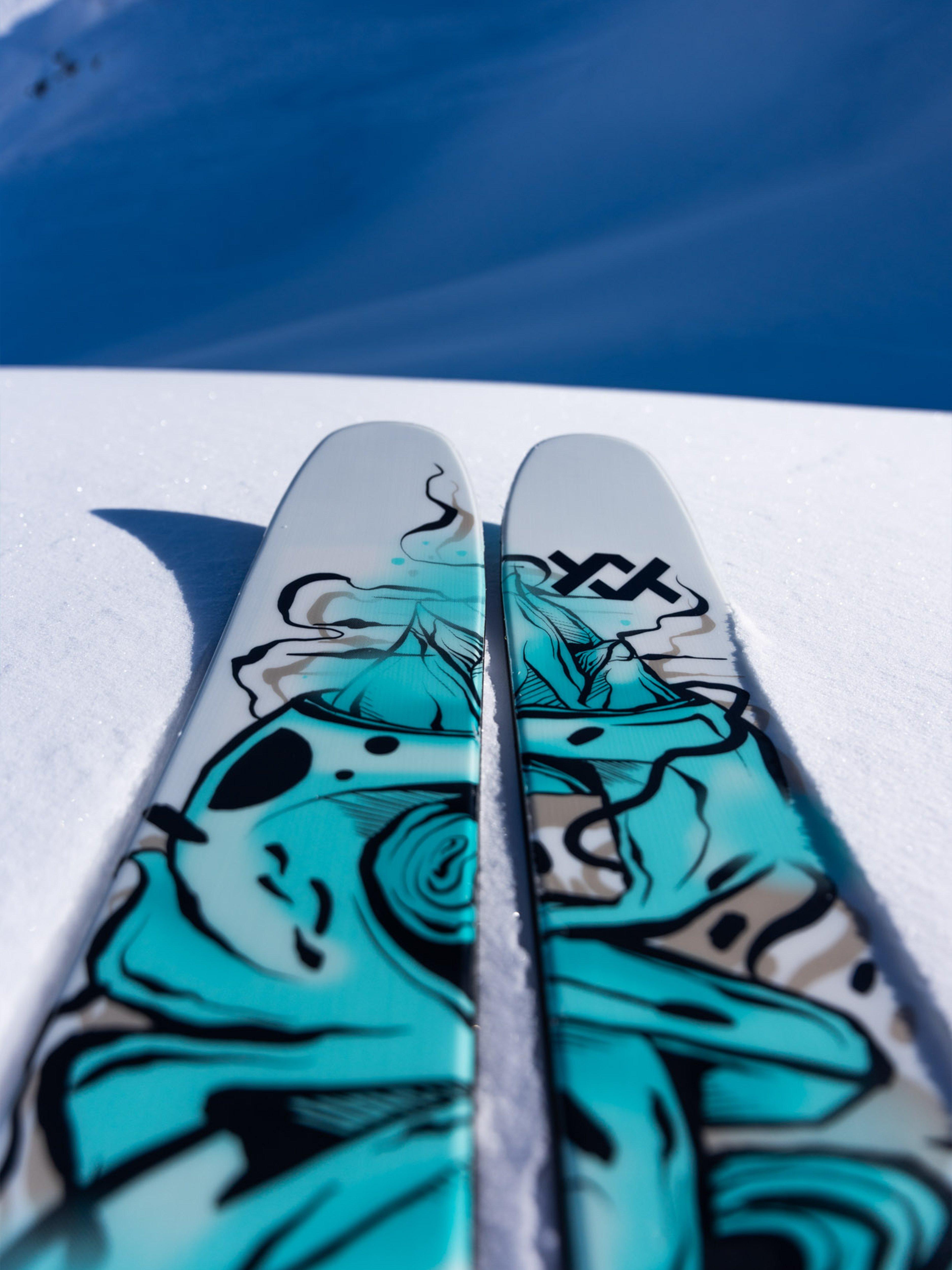 Vlkl Revolt 114 Skis 2025