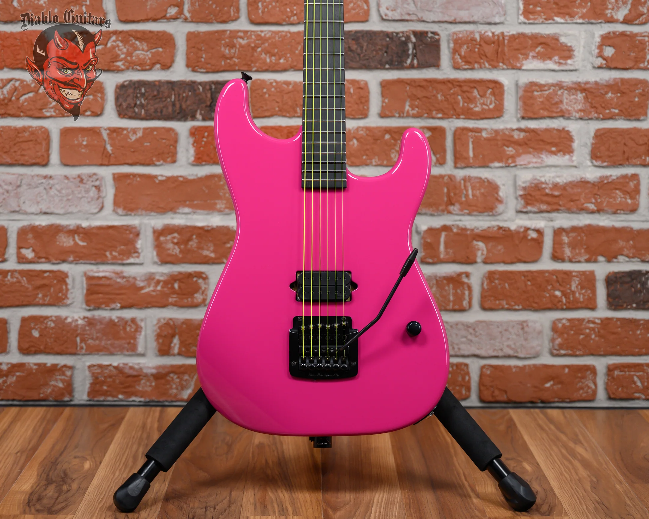 Charvel USA Custom Shop San Dimas 1H KAH Galaxy Fuchsia 2025 w/OHSC