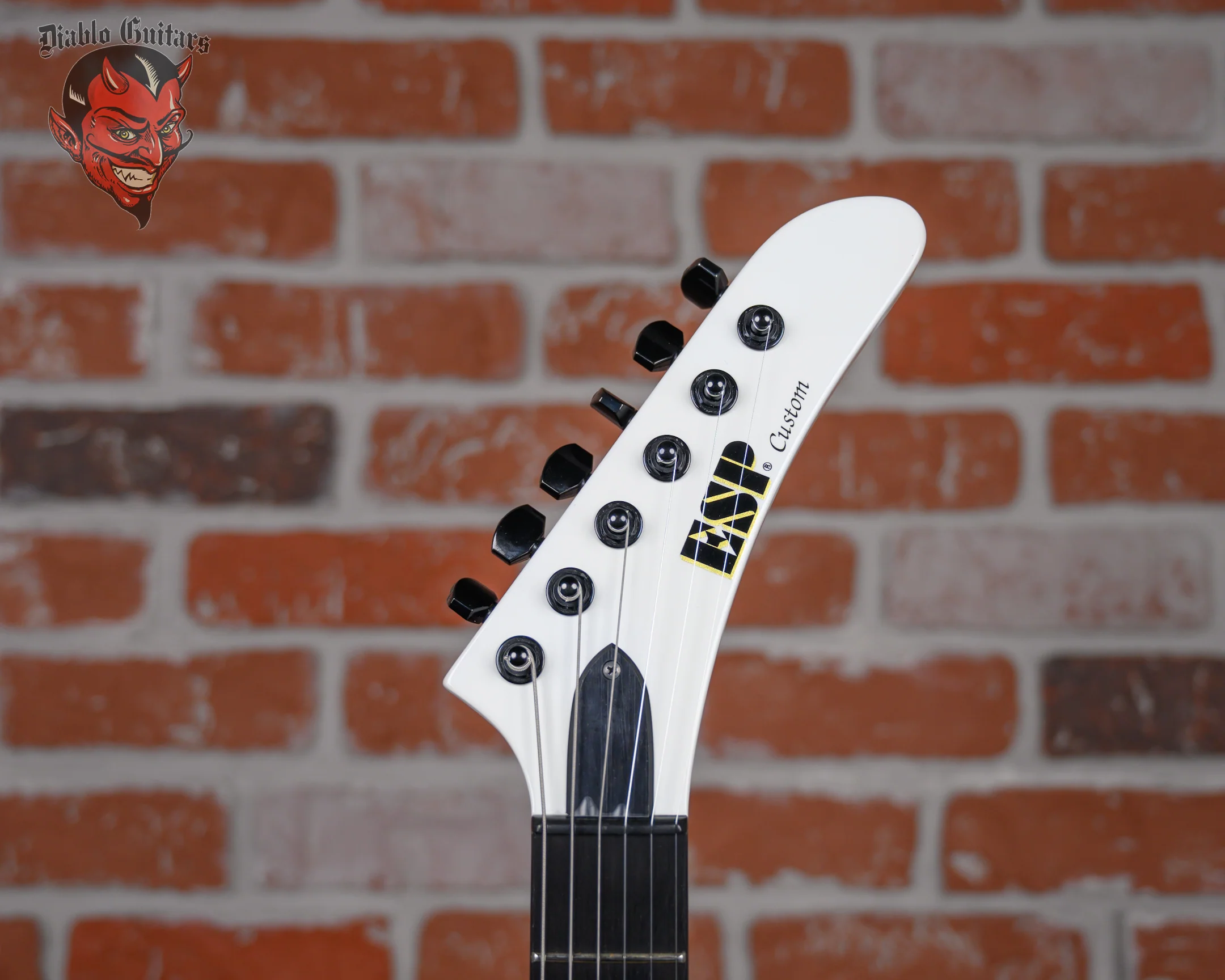 ESP MX-2 Custom Kiso Snow White 2014 w/Hardshell Case