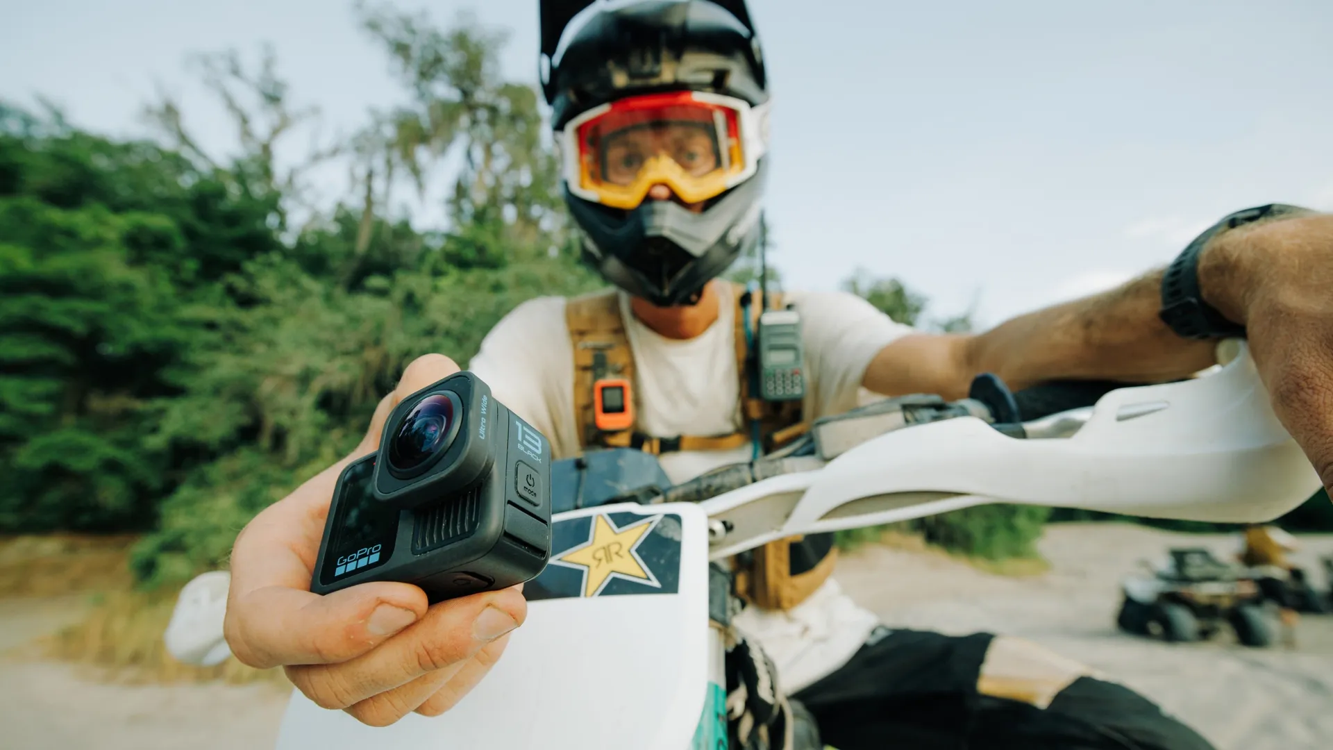 HERO13 Black 2-Wheel Motor Sport Bundle