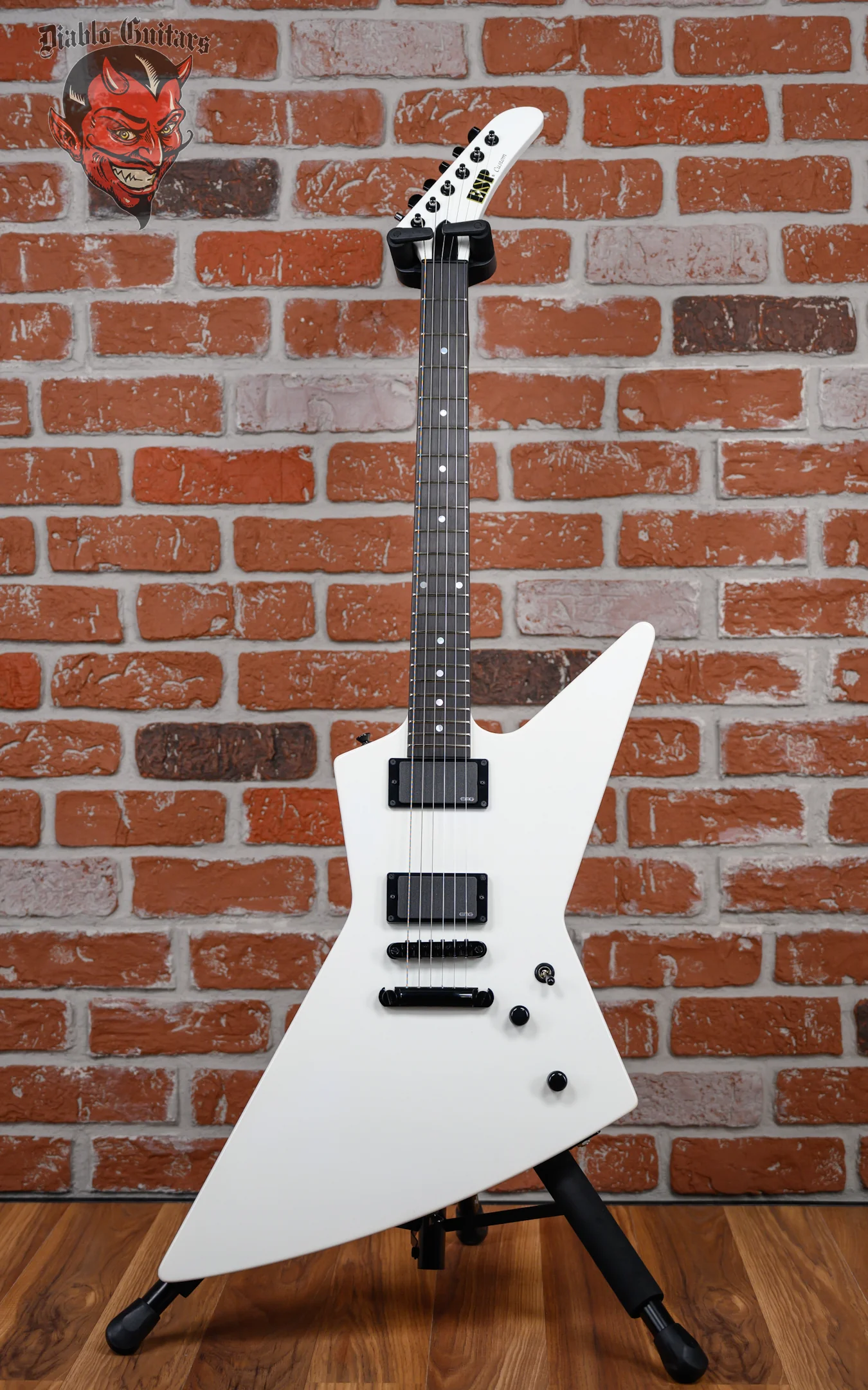 ESP MX-2 Custom Kiso Snow White 2014 w/Hardshell Case