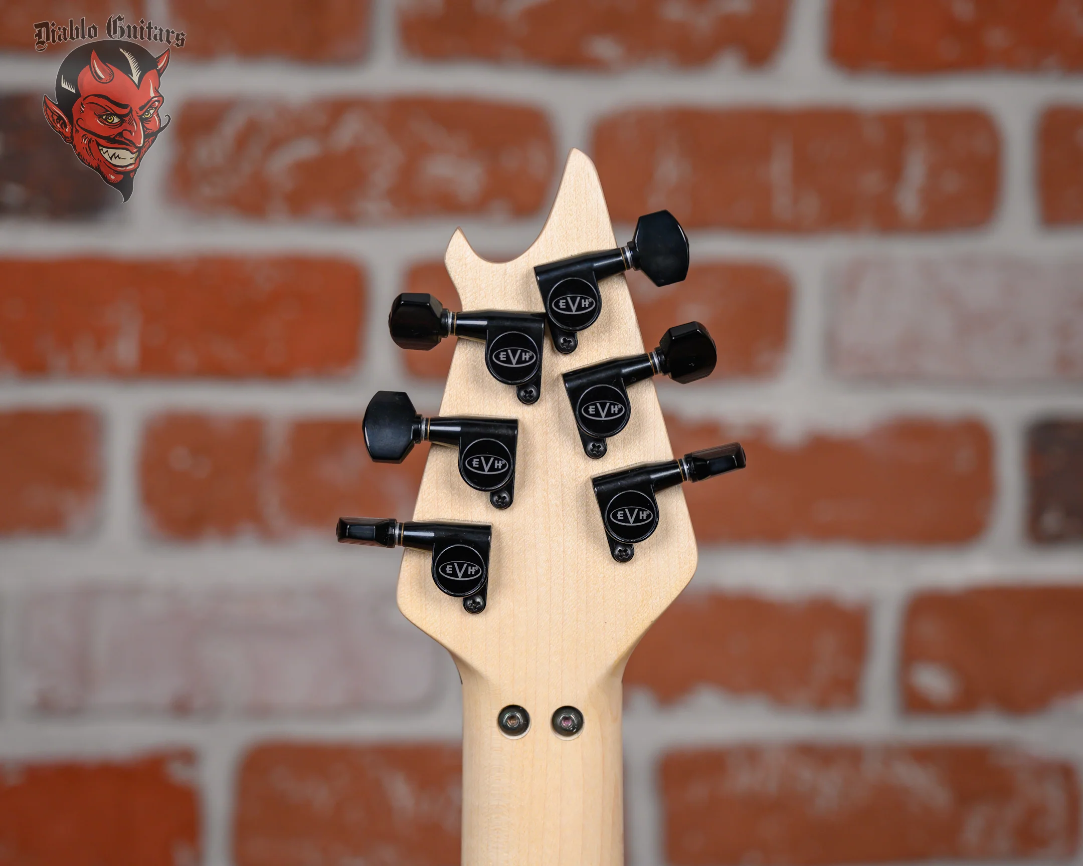 EVH USA Custom Shop Special Edition Wolfgang Satin Ferrari Red 2025 w/OHSC