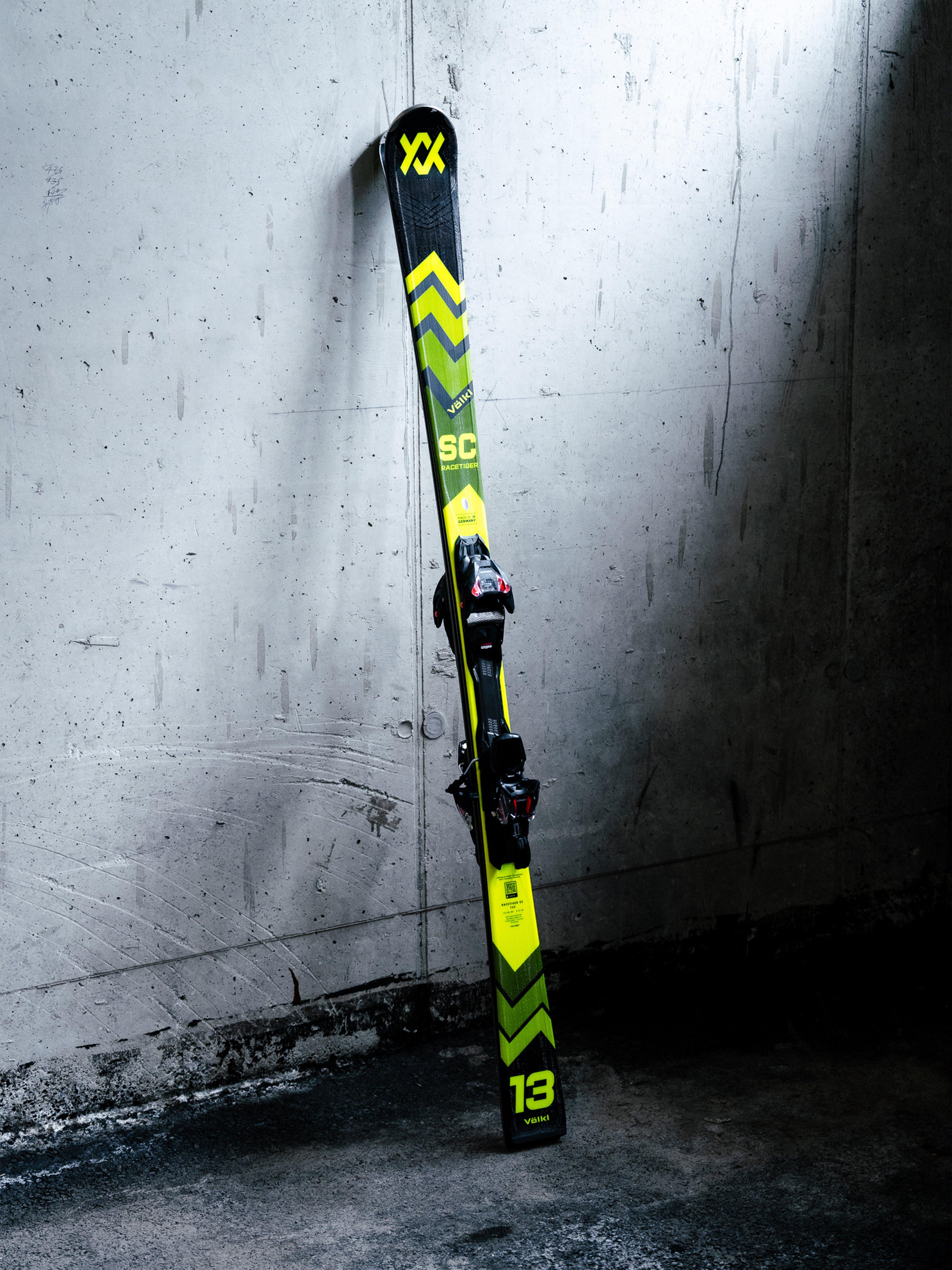 Vlkl Racetiger SC Black Skis 2025