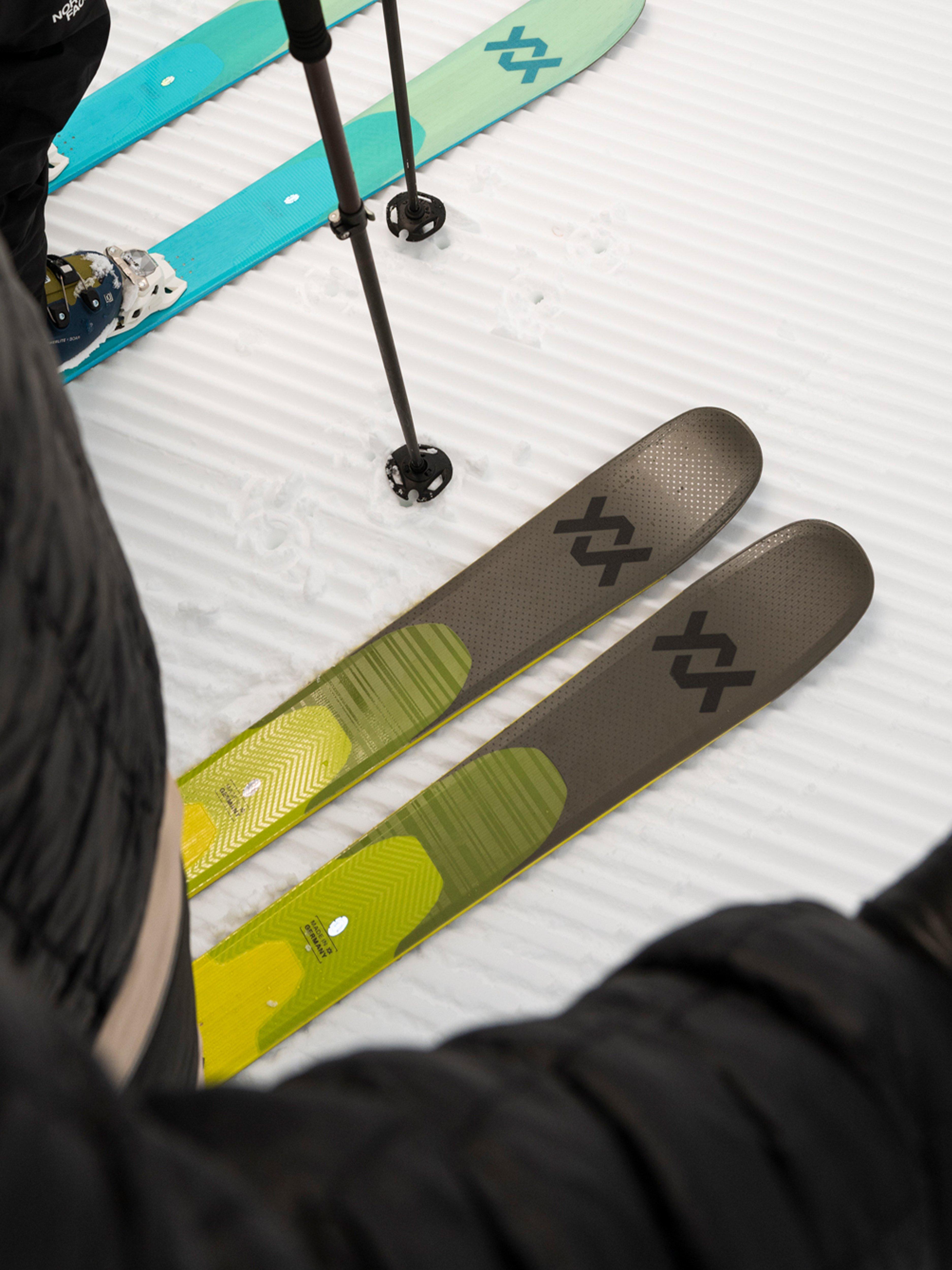 Vlkl Blaze 86 Olive Skis 2025