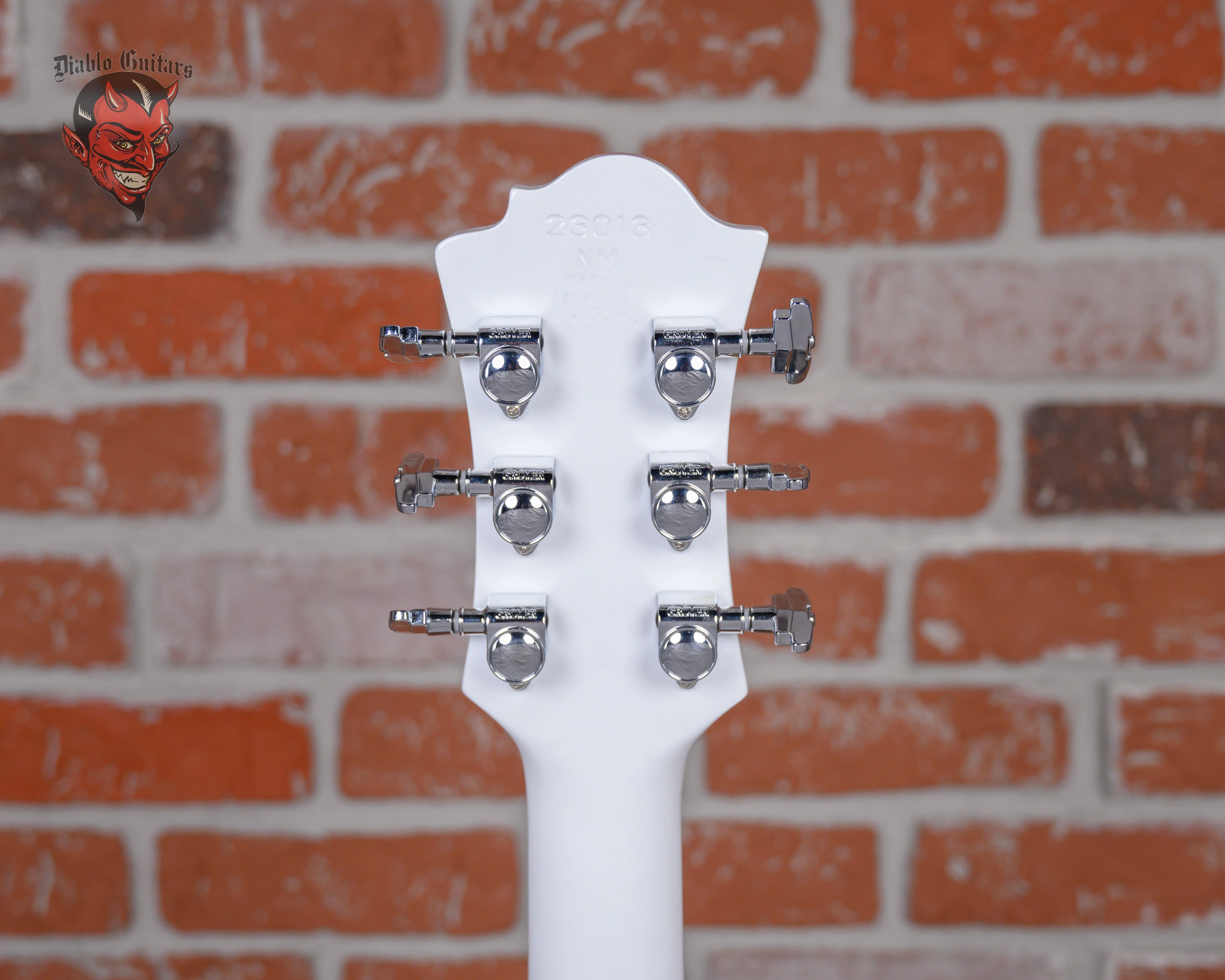 B.C. Rich USA Rich Bich Standard Glitter Rock White Built by Neal Moser in 2023 w/OHSC