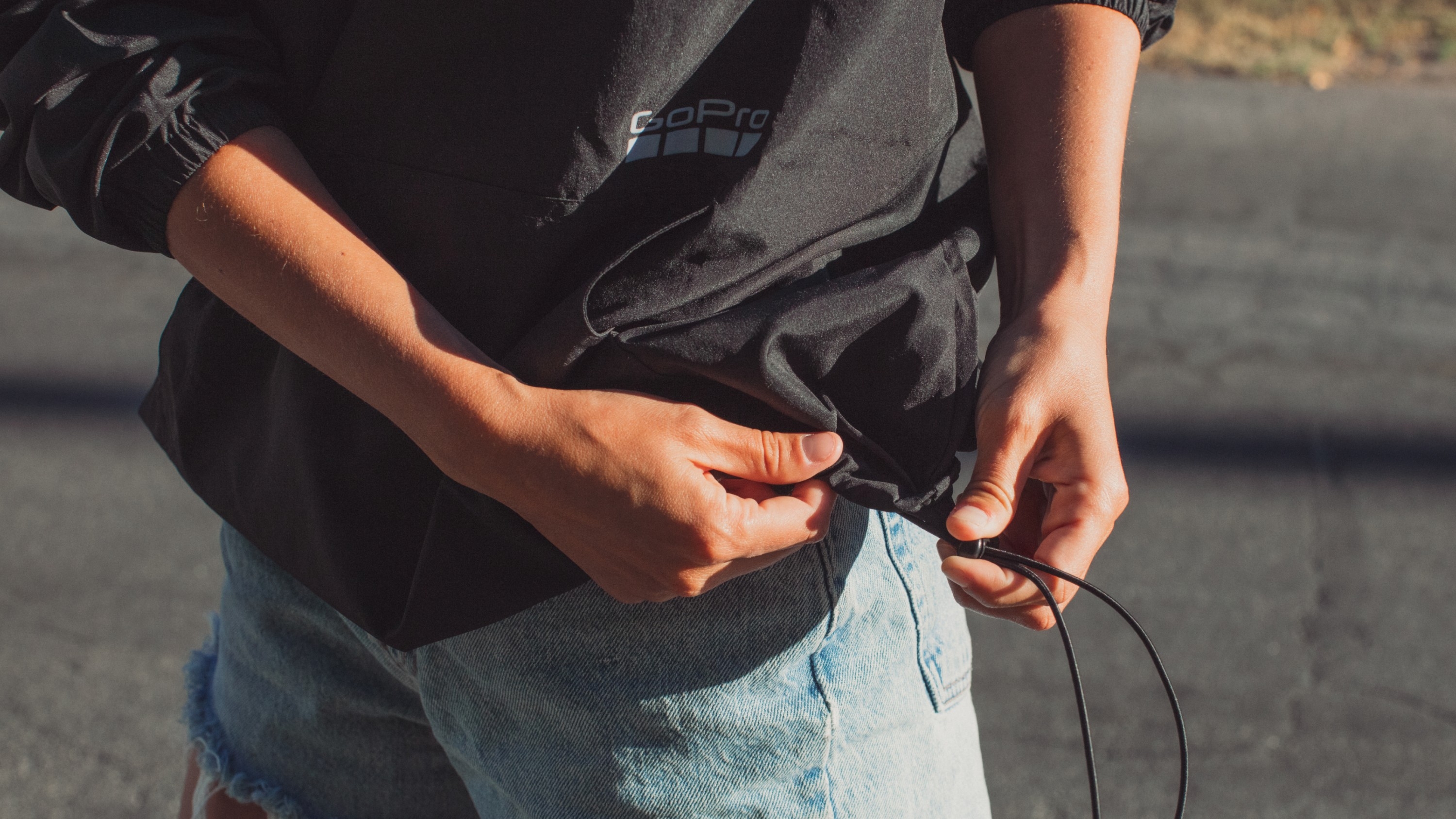 Sparrow Lightweight Water Resistant Windbreaker