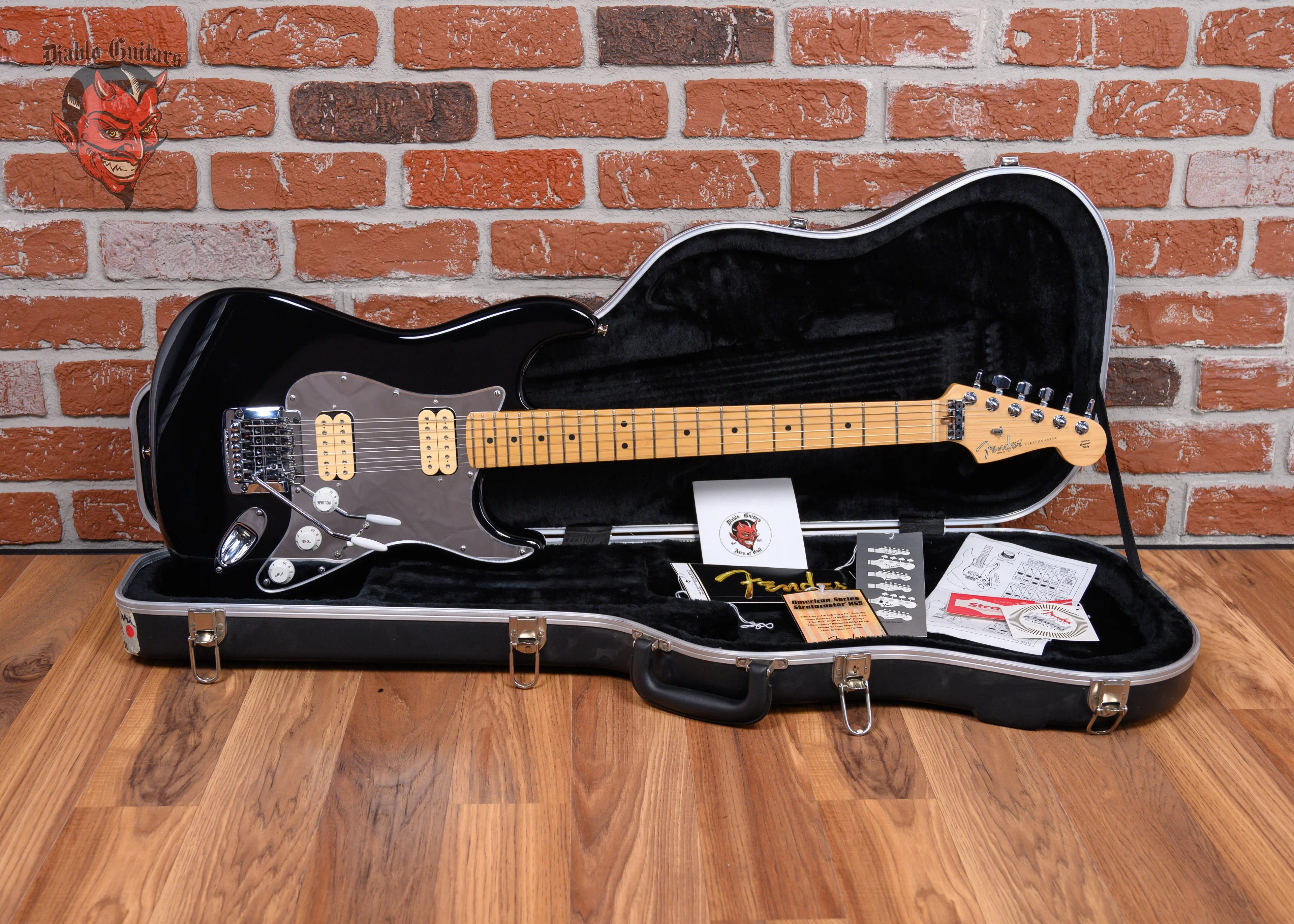 Fender American Series Stratocaster Dave Murray Mods Black 2005 w/OHSC