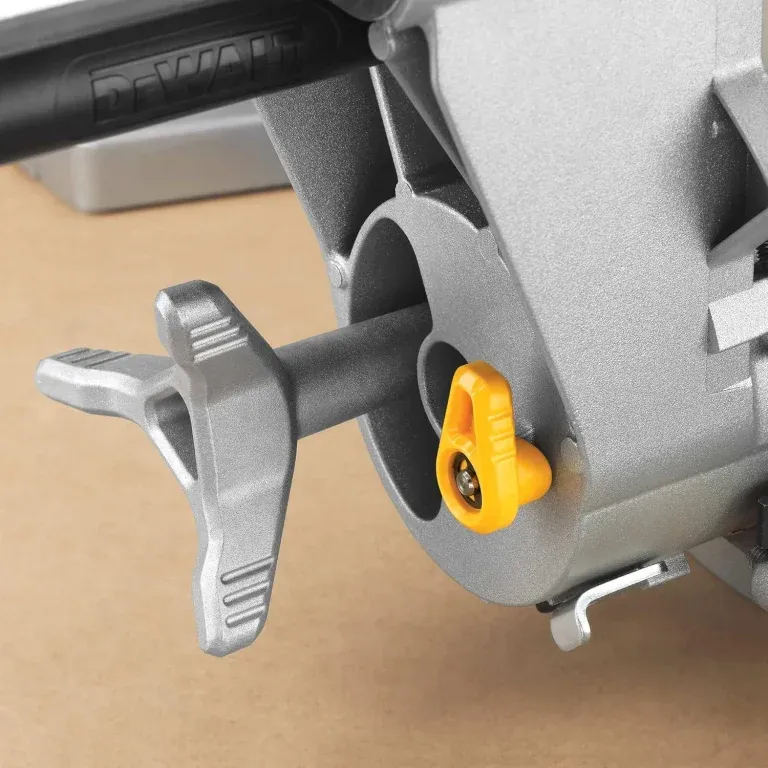 DEWALT DWS780 12-Inch Double Bevel Sliding Compound Miter Saw (DWS780) , Black