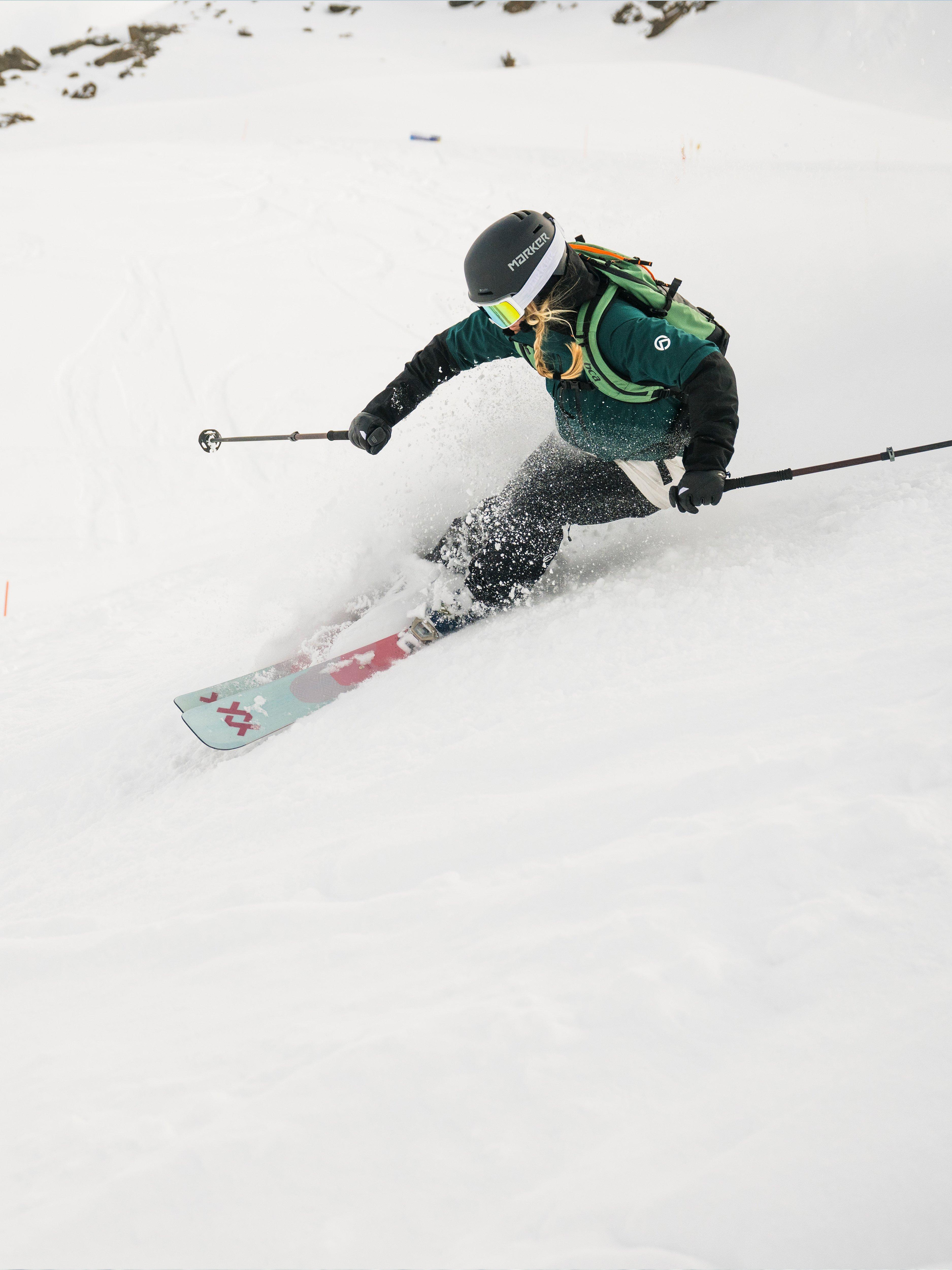 Vlkl Blaze 104 Blue/Pink Skis 2025