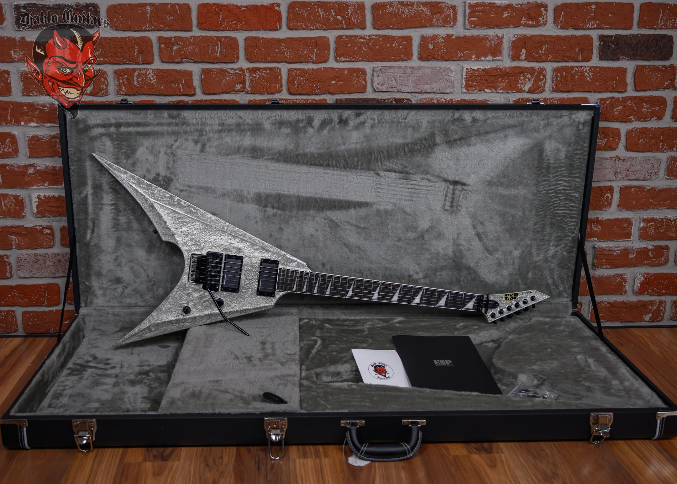 ESP Original Series Arrow FR Liquid Metal Silver 2024 w/OHSC