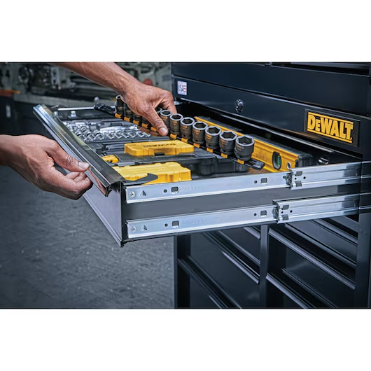 41 IN. WIDE 9-DRAWER ROLLING TOOL CABINET