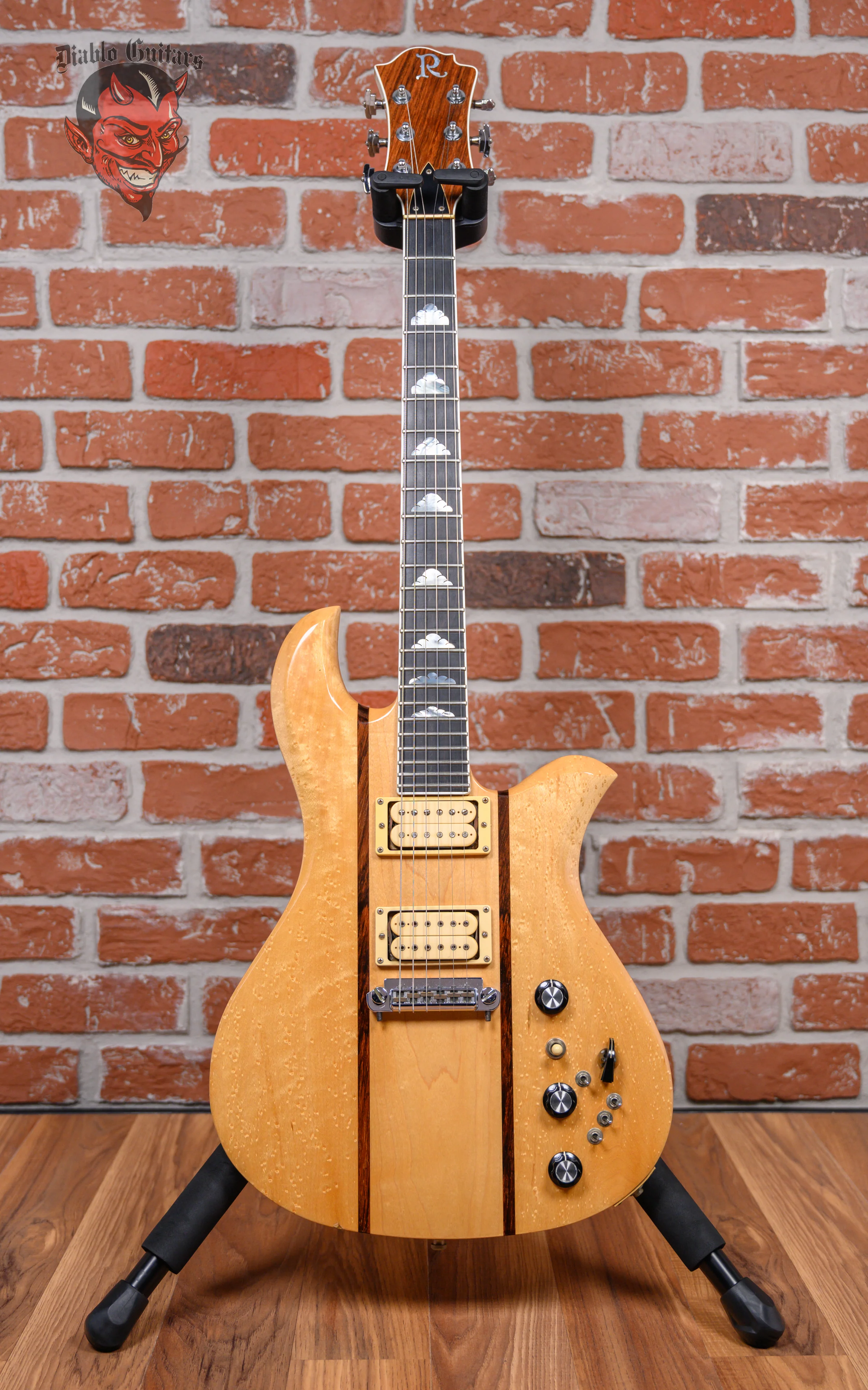 B.C. Rich Eagle Supreme Natural 1980 w/OHSC