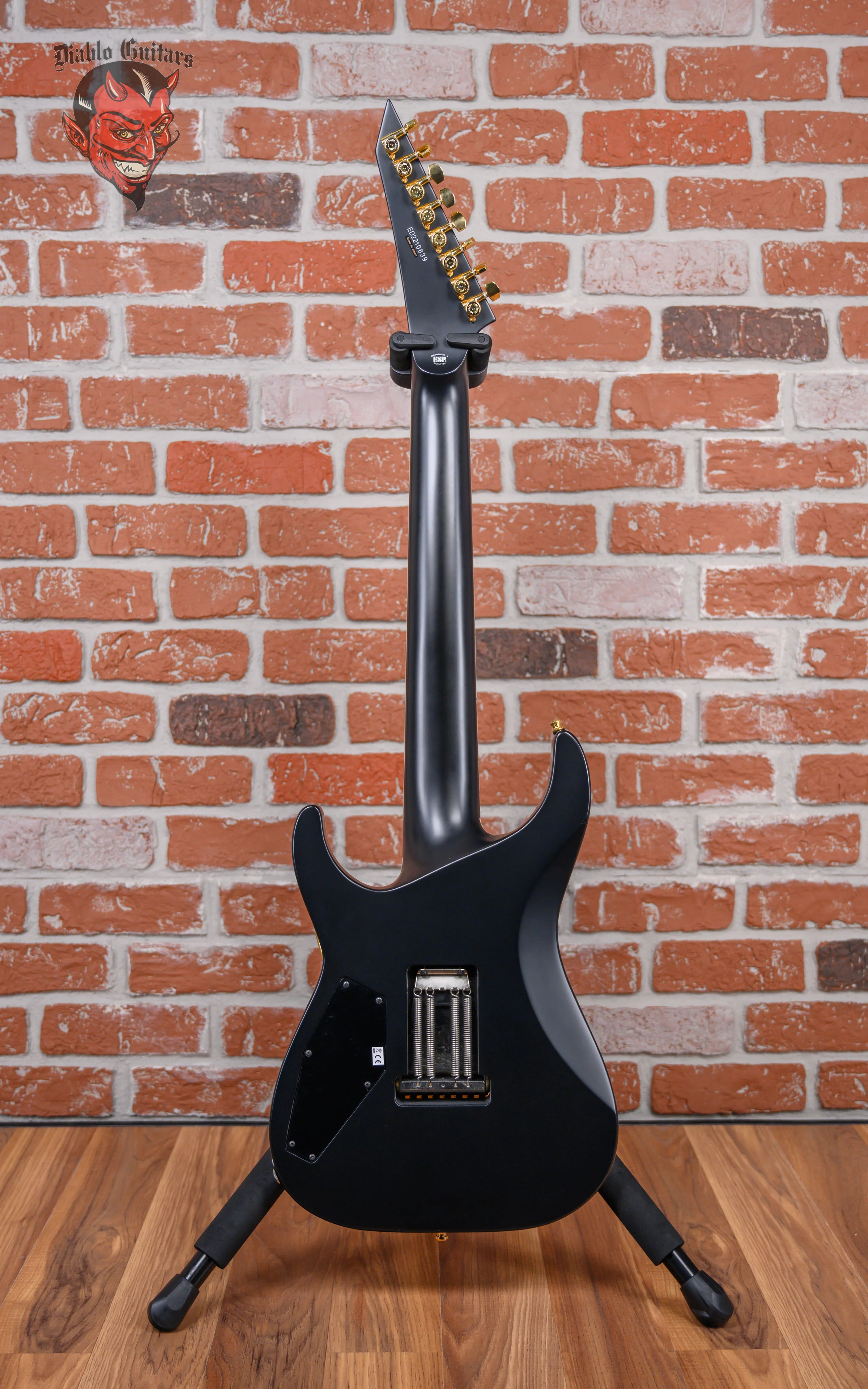 Edwards E-Horizon 8 FR Satin Black 2022 w/OHSC