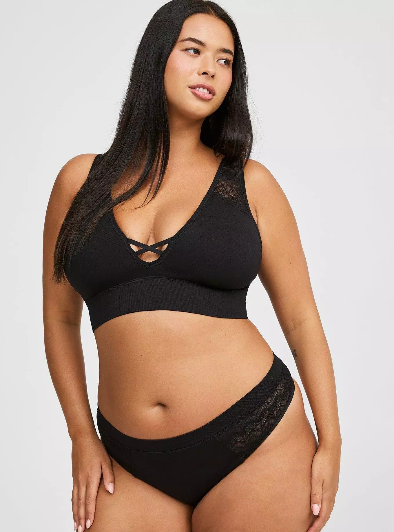 Sheer Play Seamless Plunge Bralette
