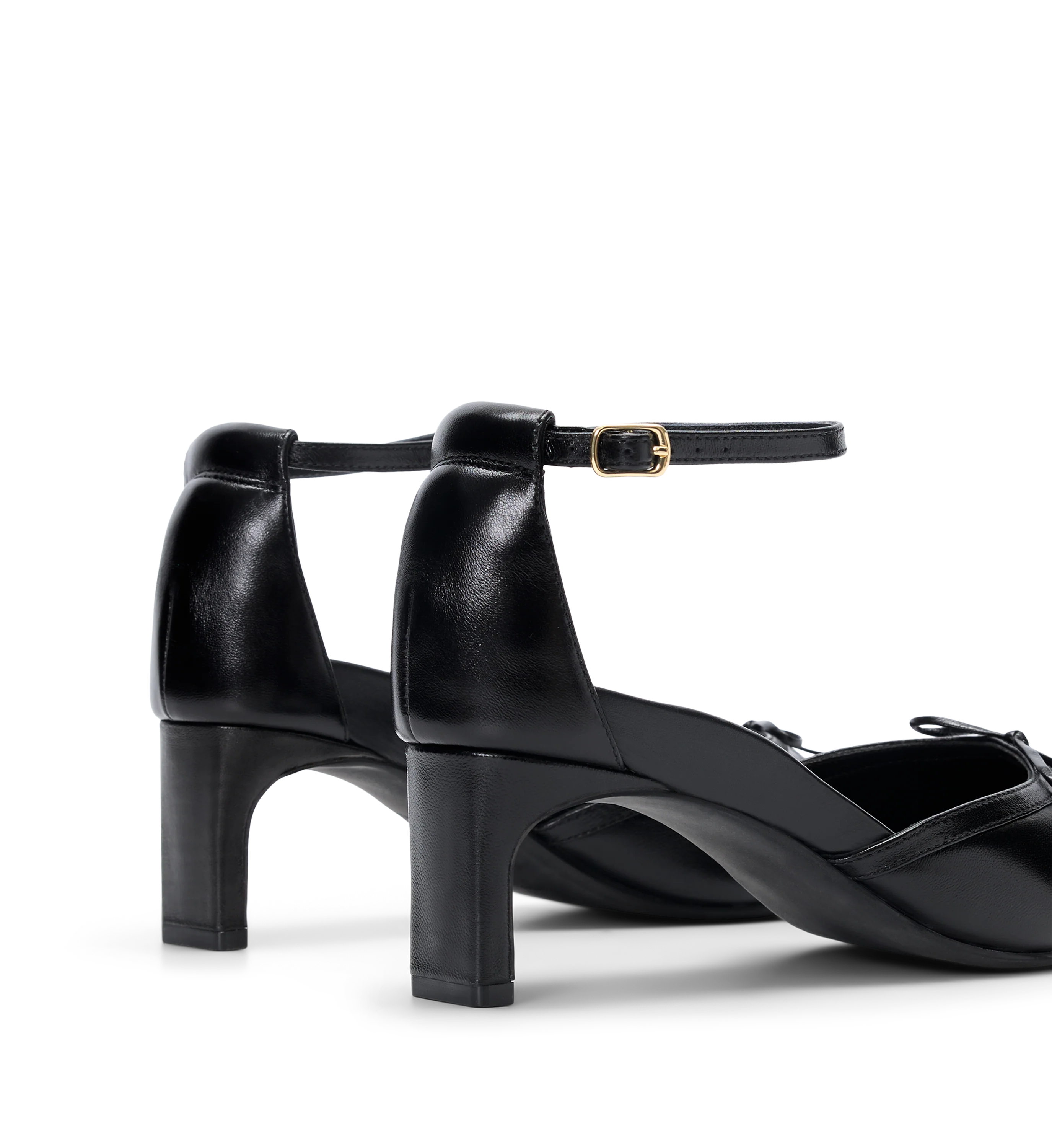 Suiriri Black leather Low Heels