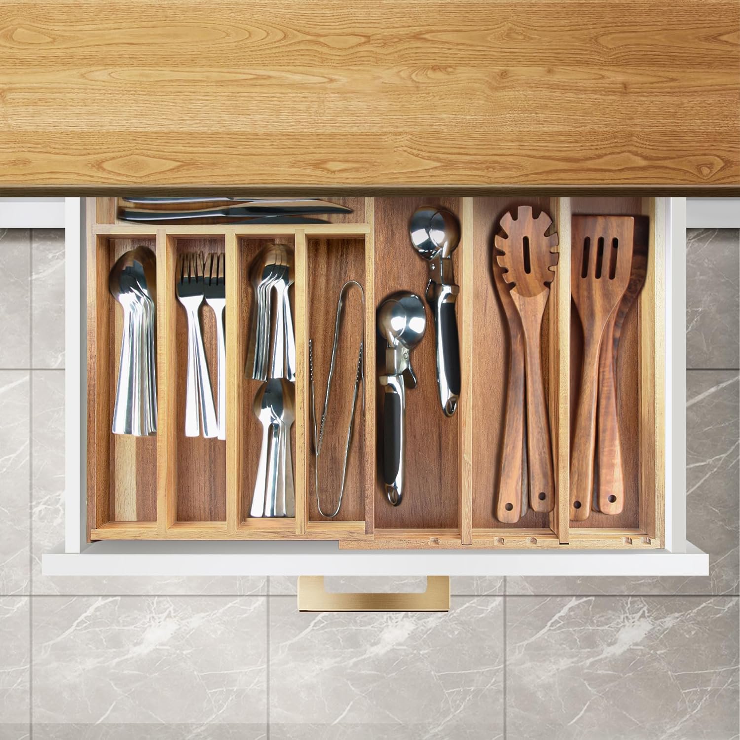 Expandable Acacia Wood Cutlery Organizer, 8-Compartment Drawer Tray for Forks & Spoons