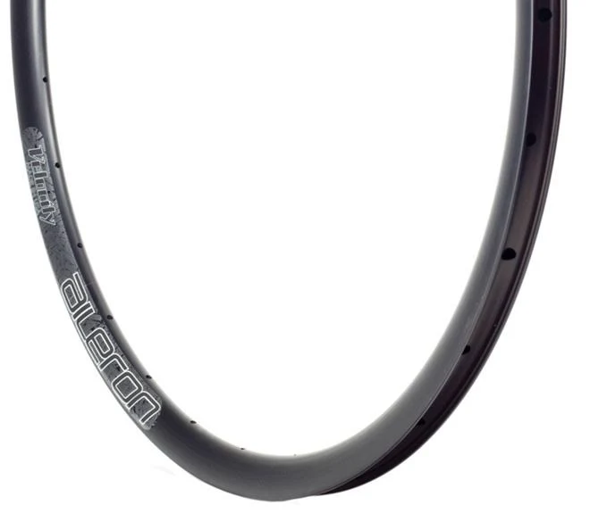 Velocity Aileron 700c Rim 32H Black