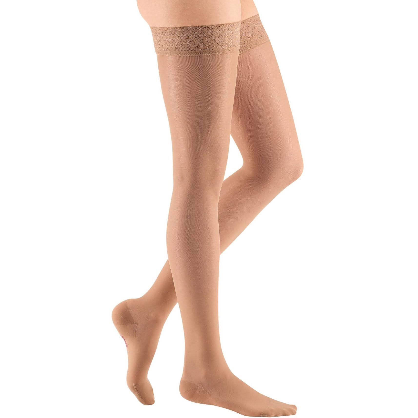 Mediven Sheer u0026 Soft, 15-20 mmHg, Thigh High w/ Lace Top-Band, Closed Toe Natural / VI - Petite