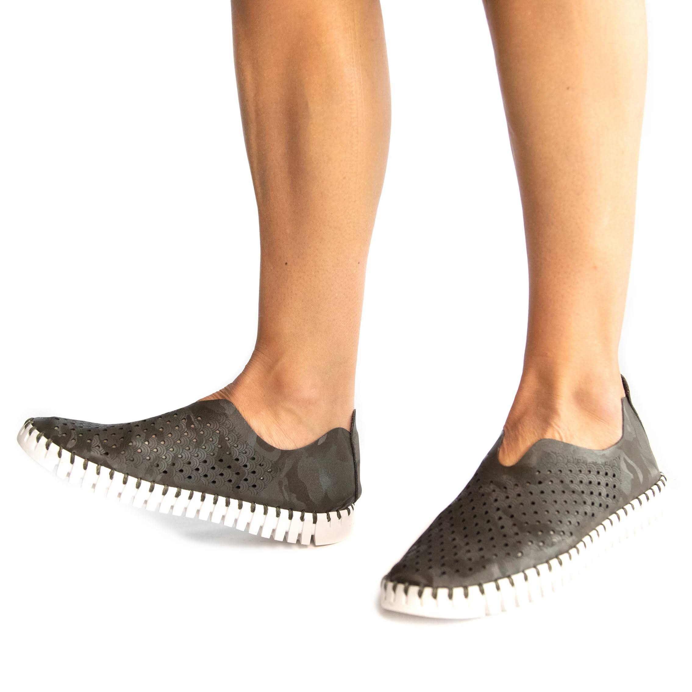 Ilse Jacobsen Tulip 3565 Army 37