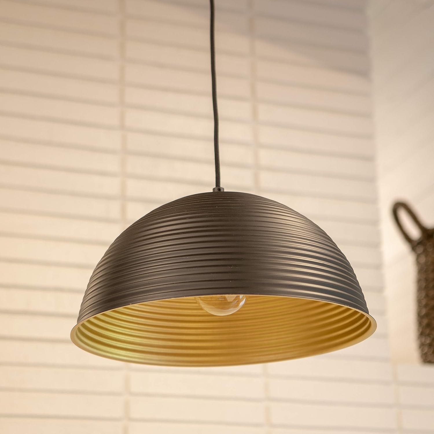 Decor Therapy CH1935 Keiron 1 Light Bowl Pendant, Matte Black with Matte Gold