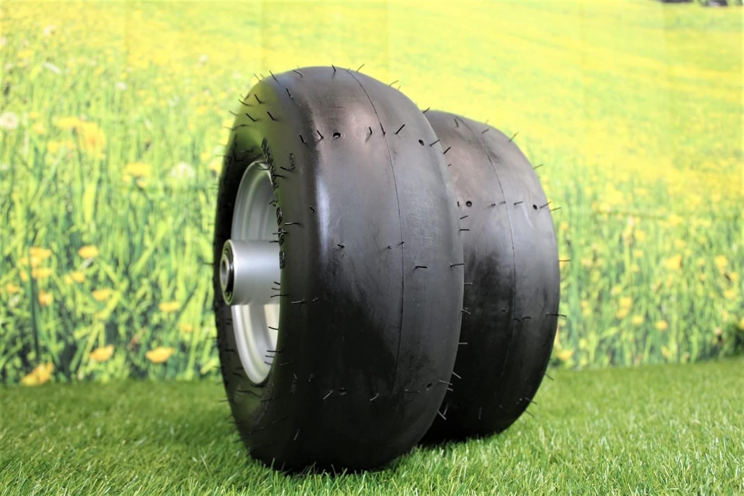 Set of (2) Hustler 13x5.00-6 Pneumatic assemblies. Fits Raptor SD & Fastrak replaces 605038.