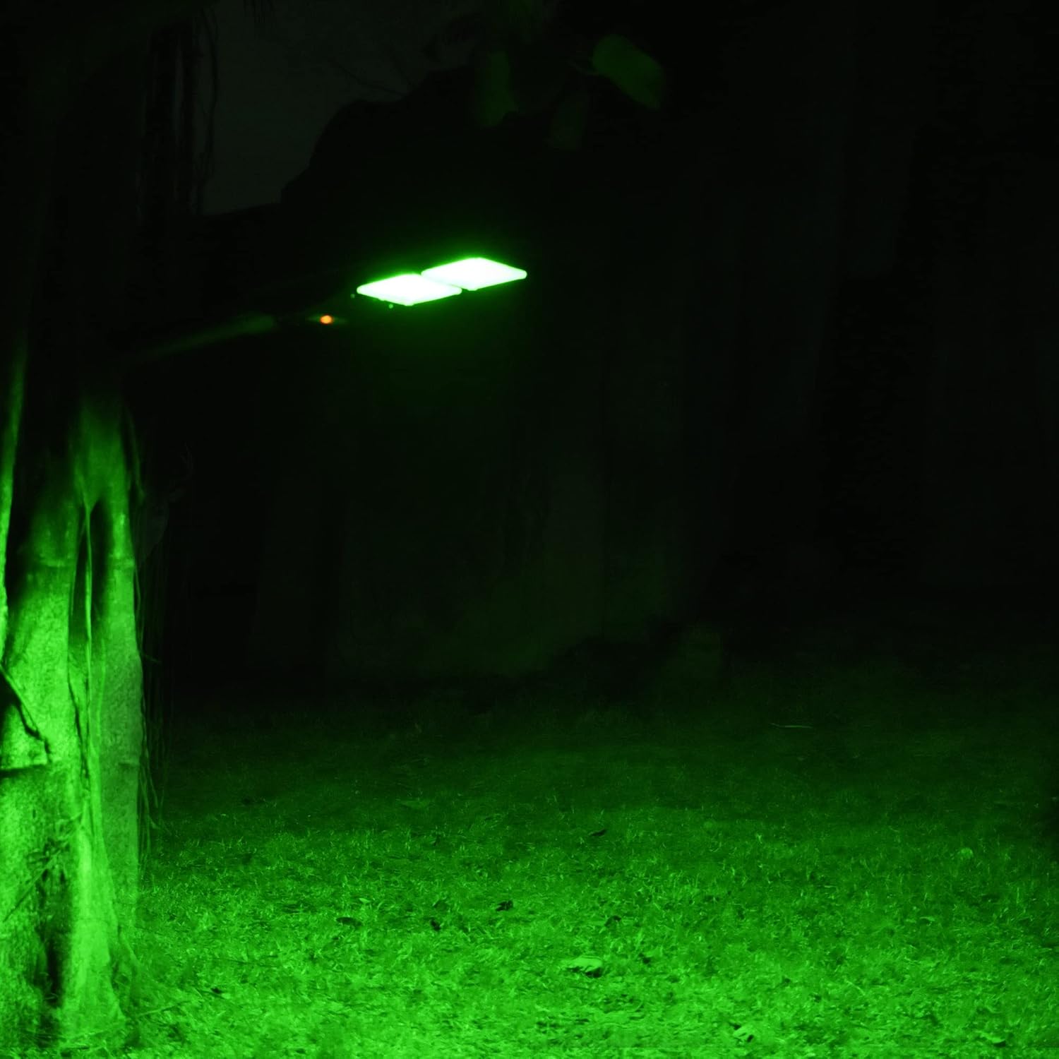 Bsod Hog Light, Solar Green Lights for Hunting Deer Hog Pig Activated Feeder Accessories Night Reaction Motion Lamp Eq300W Trapping Kit Wildlife Outdoor Cordless Kill Lighting with Remote