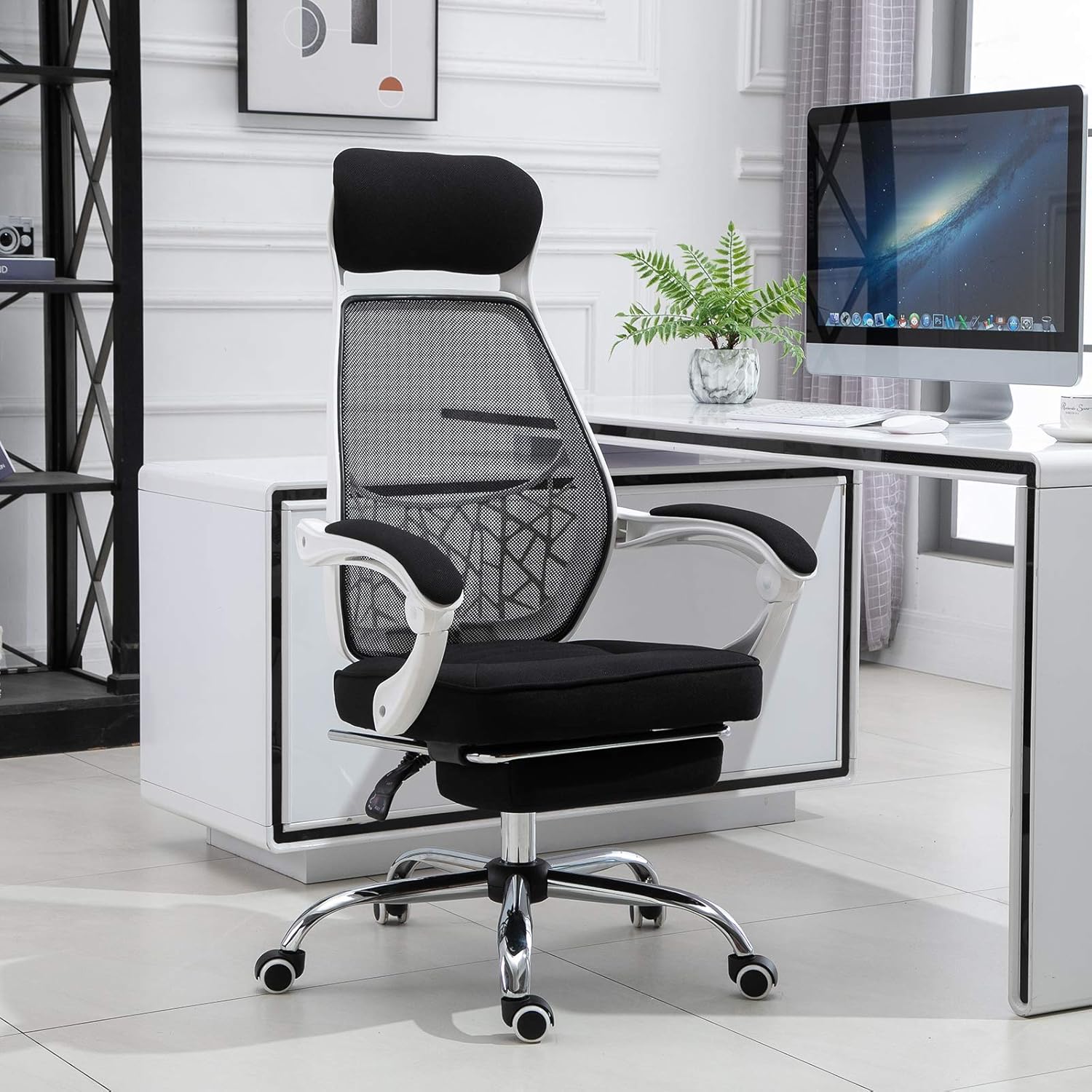 Vinsetto Ergonomic High Back Mesh Office Chair Swivel Reclining Computer Desk Chair with Retractable Footrest, Headrest, Padded Armrest