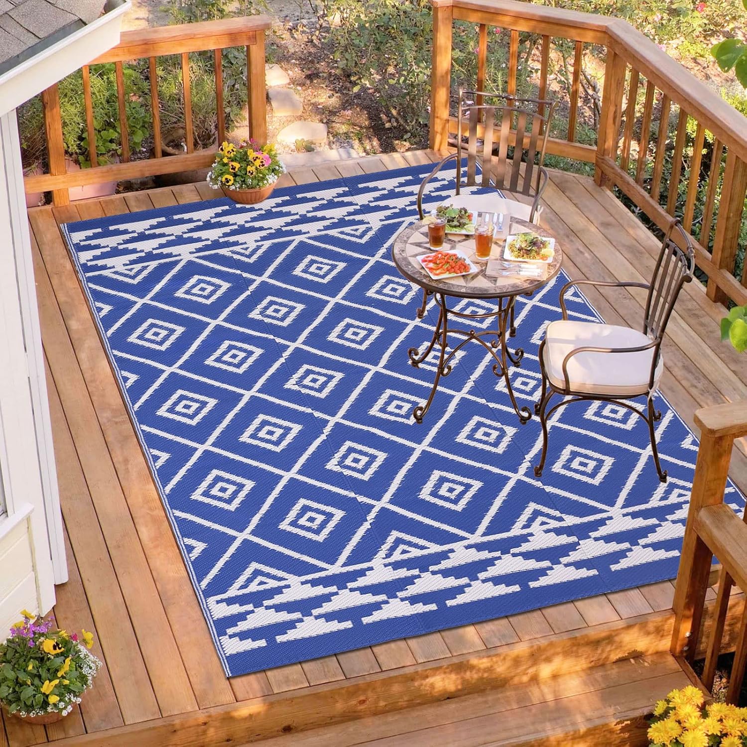 HiiARug Reversible Mats 6x9Ft Outdoor Rugs Plastic Straw Rug Patio Rugs Large Floor Mat for Outdoor Decor,Patio,Garden,Backyard, RV,Deck, Picnic, Beach, Camping (Blue)