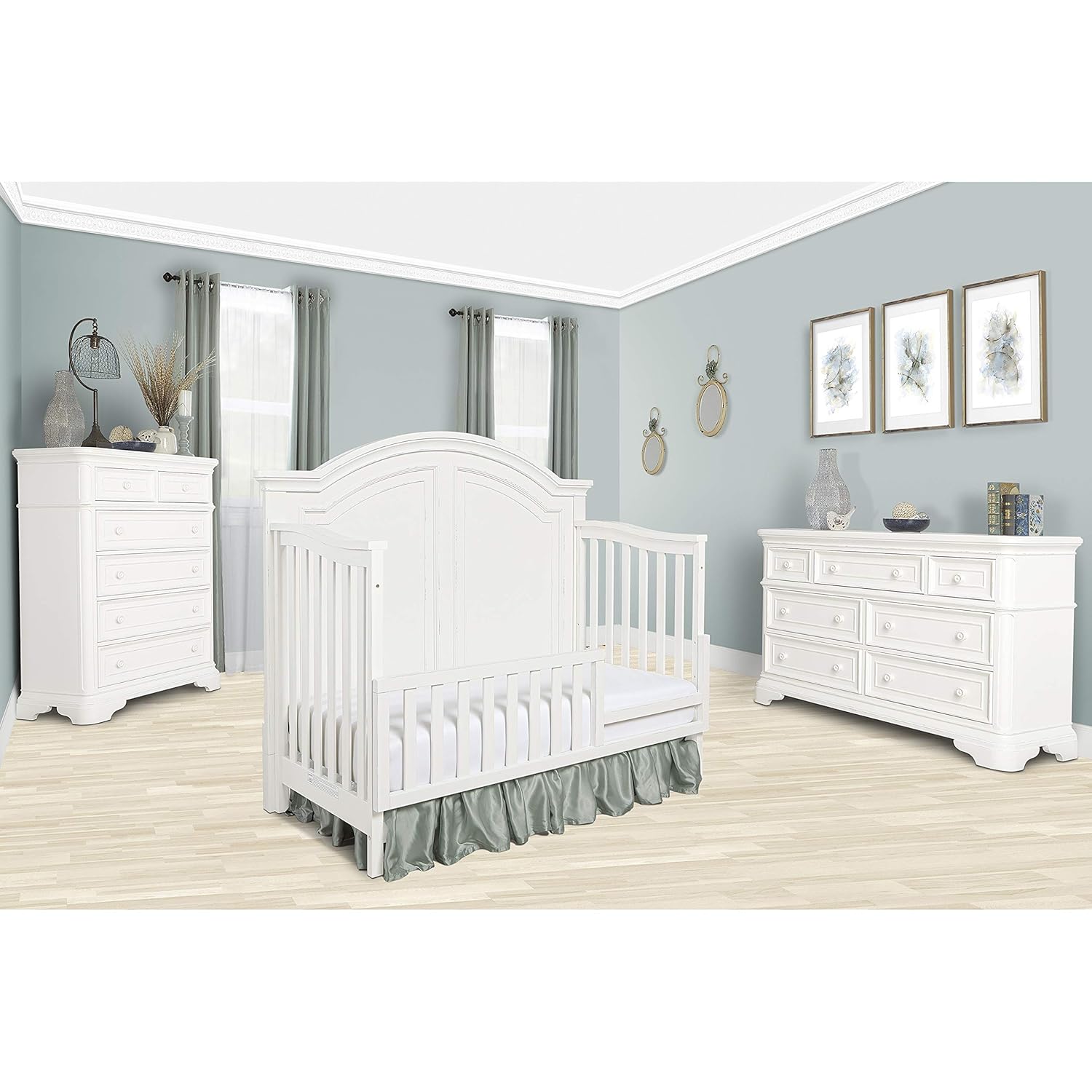 Evolur Signature Westbury 5-in-1 Convertible Crib in Aged White, Greenguard Gold Certified , 60x32x52 Inch (Pack of 1)