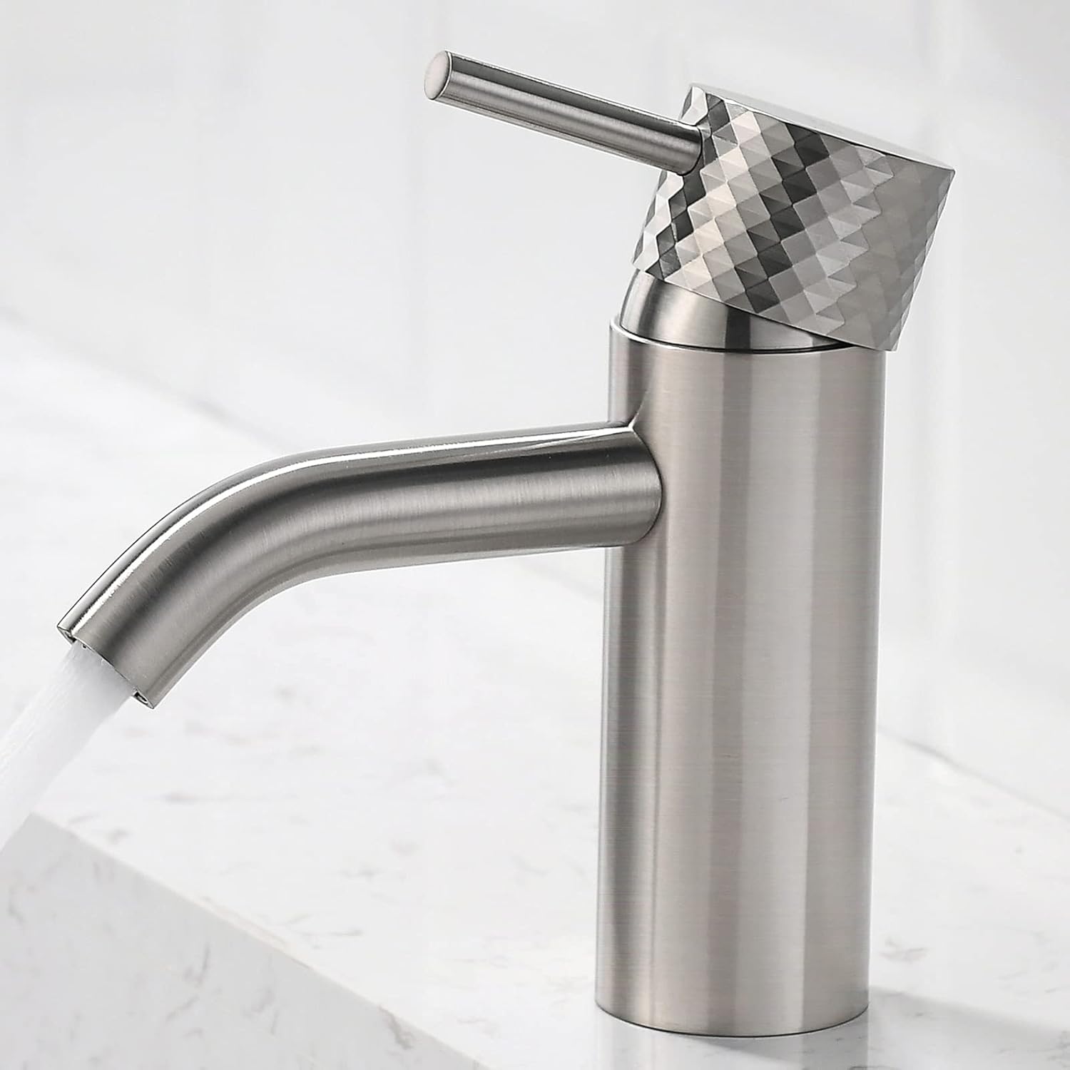 Bathroom Faucet, Indare Single Hole Brass Matte Black Bathroom Faucet with Pop-up Sink Drain Assembly and Faucet Supply Hose