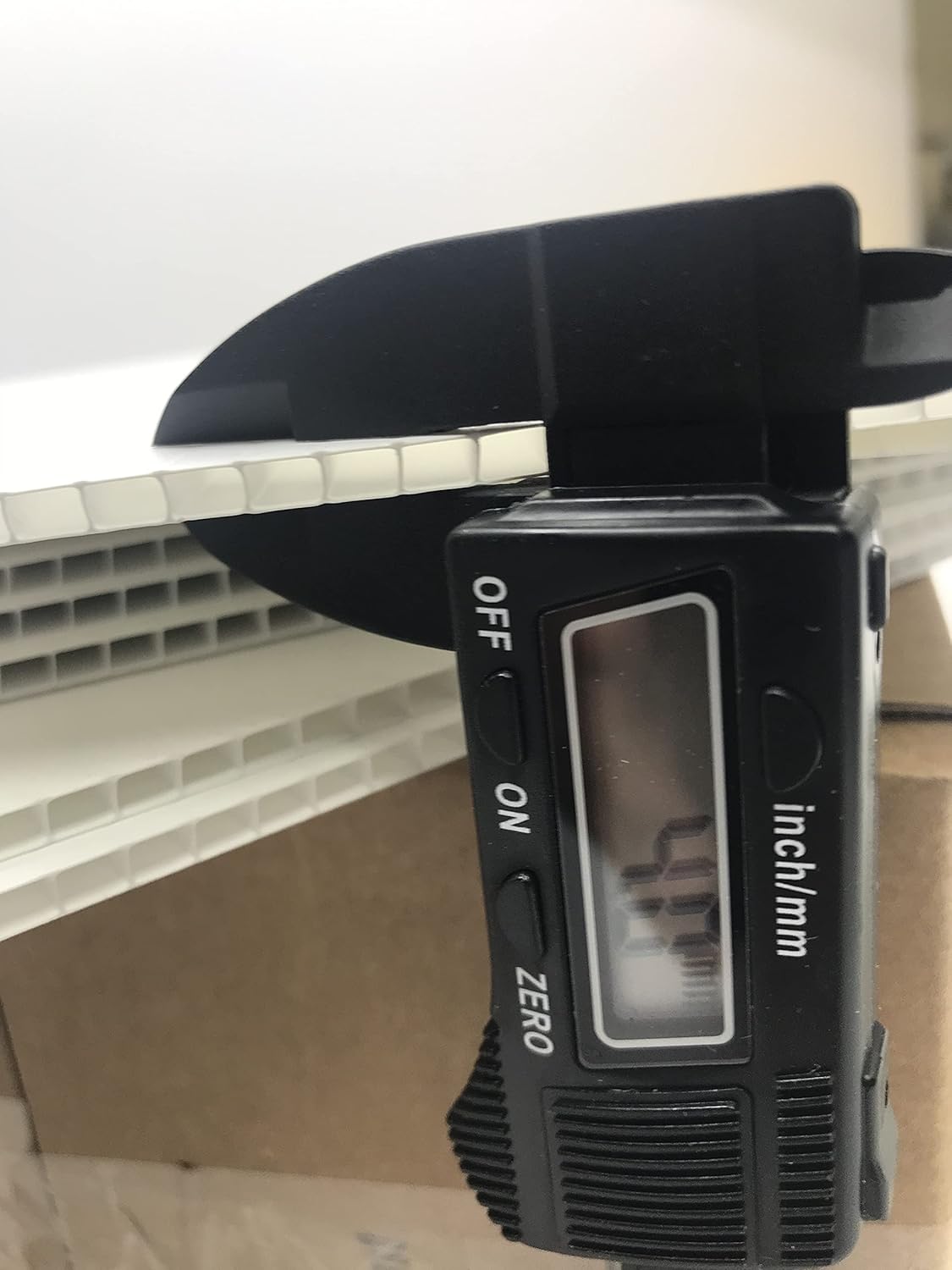 Yard Signs 50 Pack, White Signs 18 x 24 inch 4mm Corrugated Plastic Sign Board, Flute 18, Bundles of Pieces Ship Same Day (50Signs18x24)