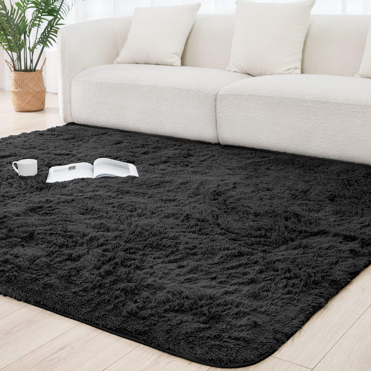 HOMFINE Fluffy Shaggy Area Rugs &ndash; Soft Fuzzy Rugs for Bedroom, Modern Plush Living Room Rugs Shaggy Floor Rugs, Bedside Nursery Rugs for Kids Baby Room, 4x6 Feet, Black