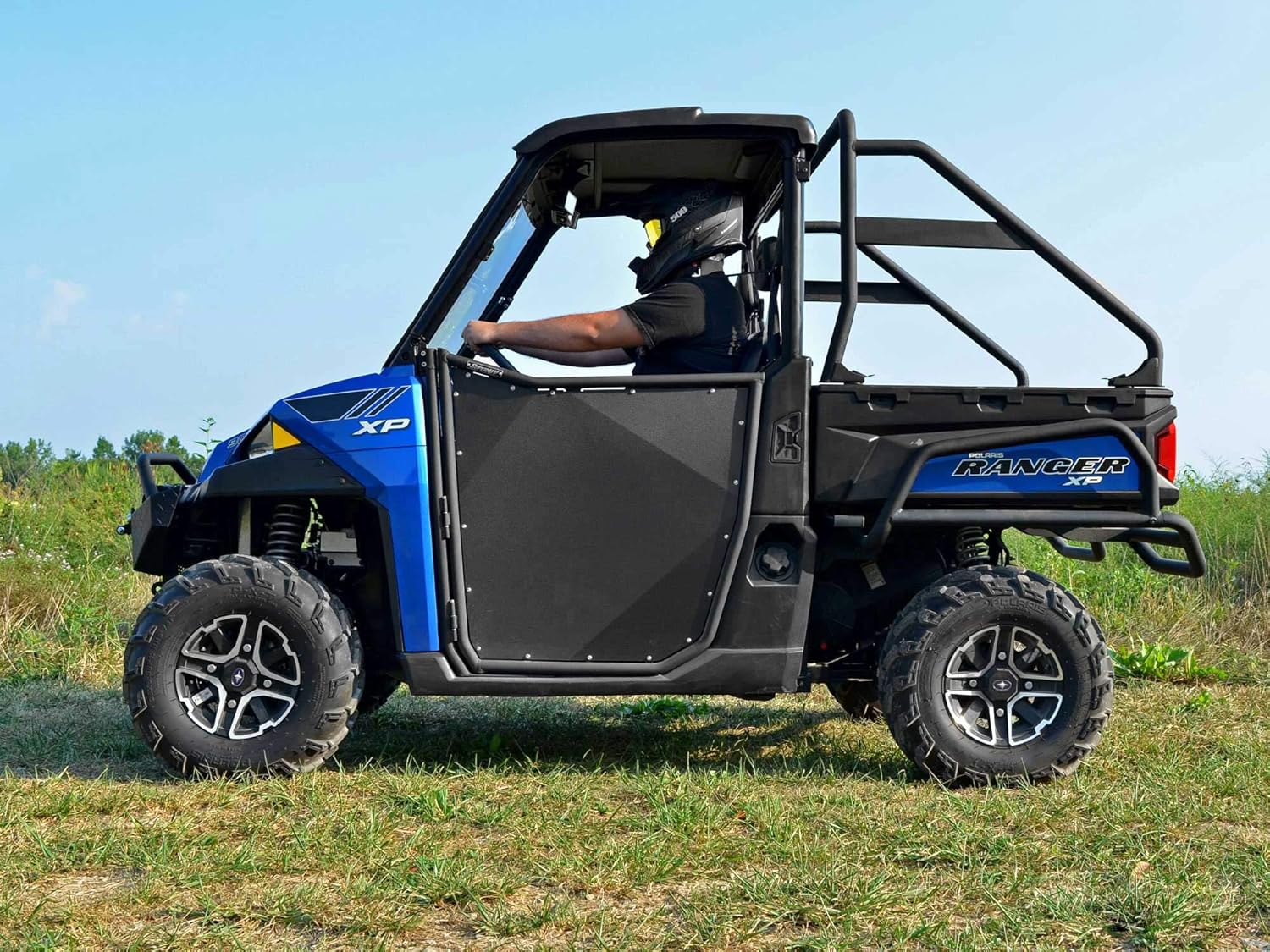 SuperATV Aluminum Doors for 2015-2016 Polaris Ranger XP 570 | Made with Lightweight, Stylish Multi-Blend Aluminum | Powder Coated Black | Automotive Style Latch- Easy Entry and Exit | Pre-Assembled
