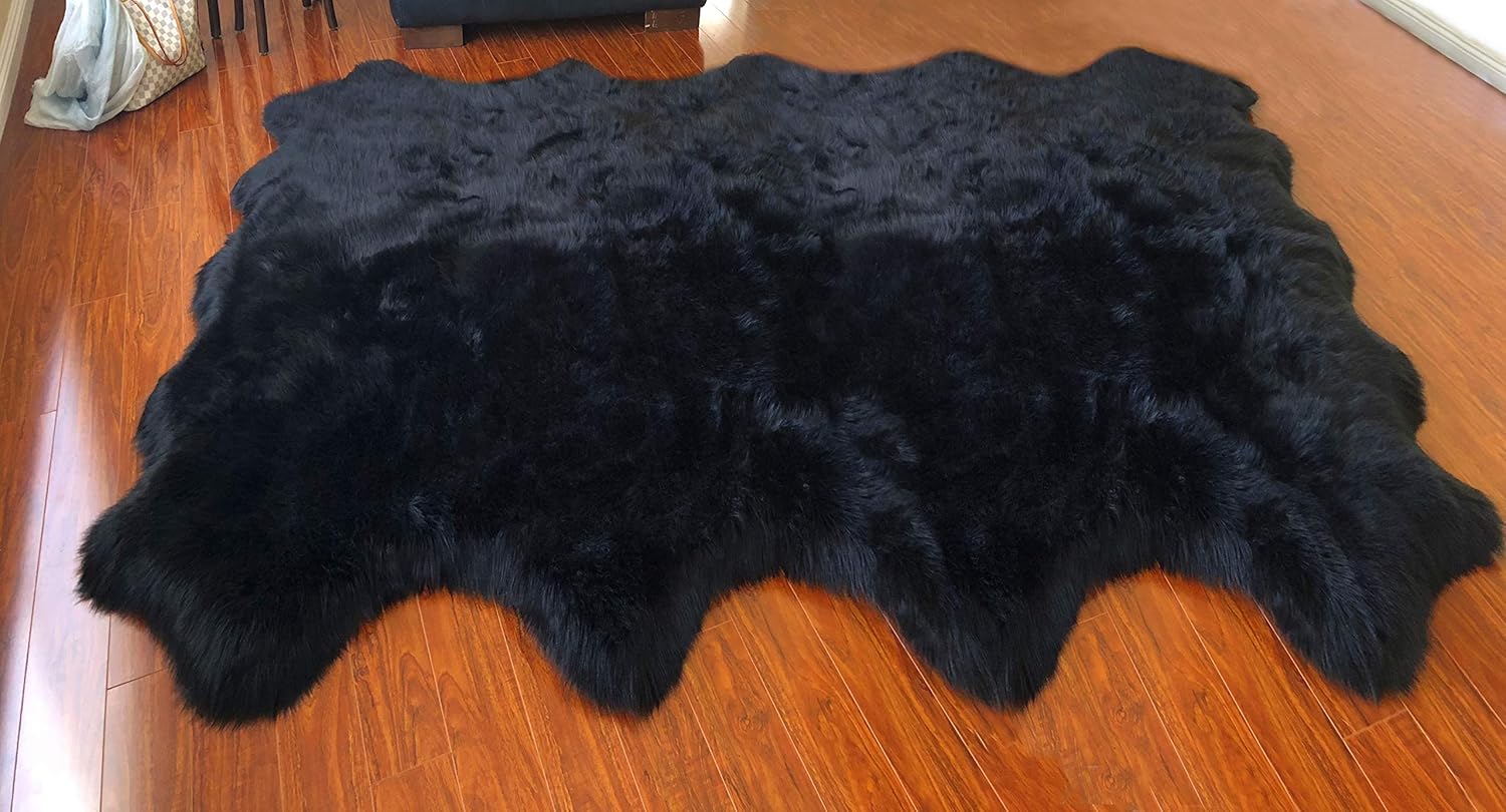 LAMBZY Faux Sheepskin Super Soft Free Shape Silky Shag Rug, Luxury Shaggy Silky Plush Carpet for Bedrooms Rugs Living Room Sofa Floor Rugs (4 Pelts 4'x6', 120cm X 180cm White with Black Tips)