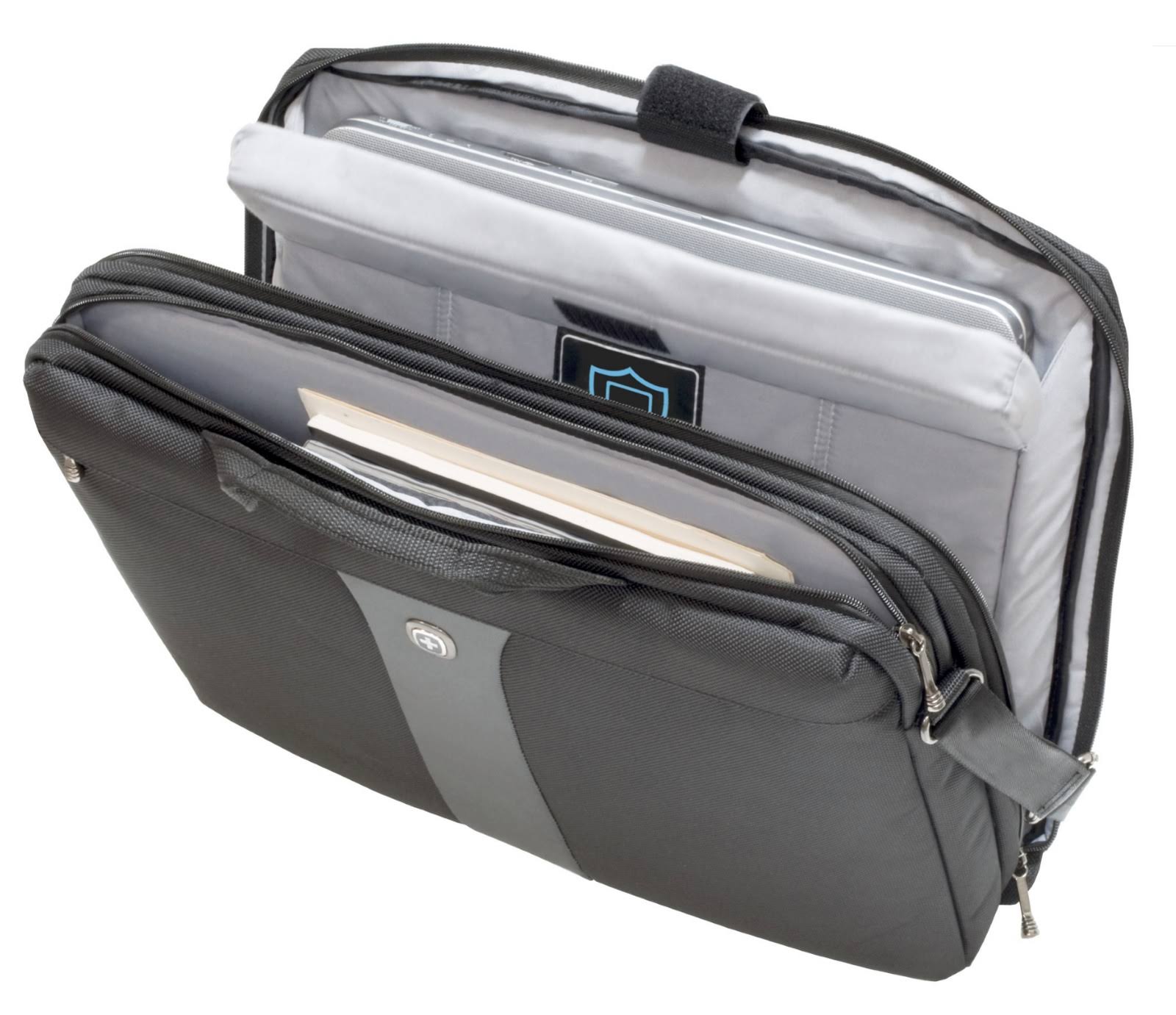 Wenger Legacy 17-inch Laptop Slimcase Black/Grey